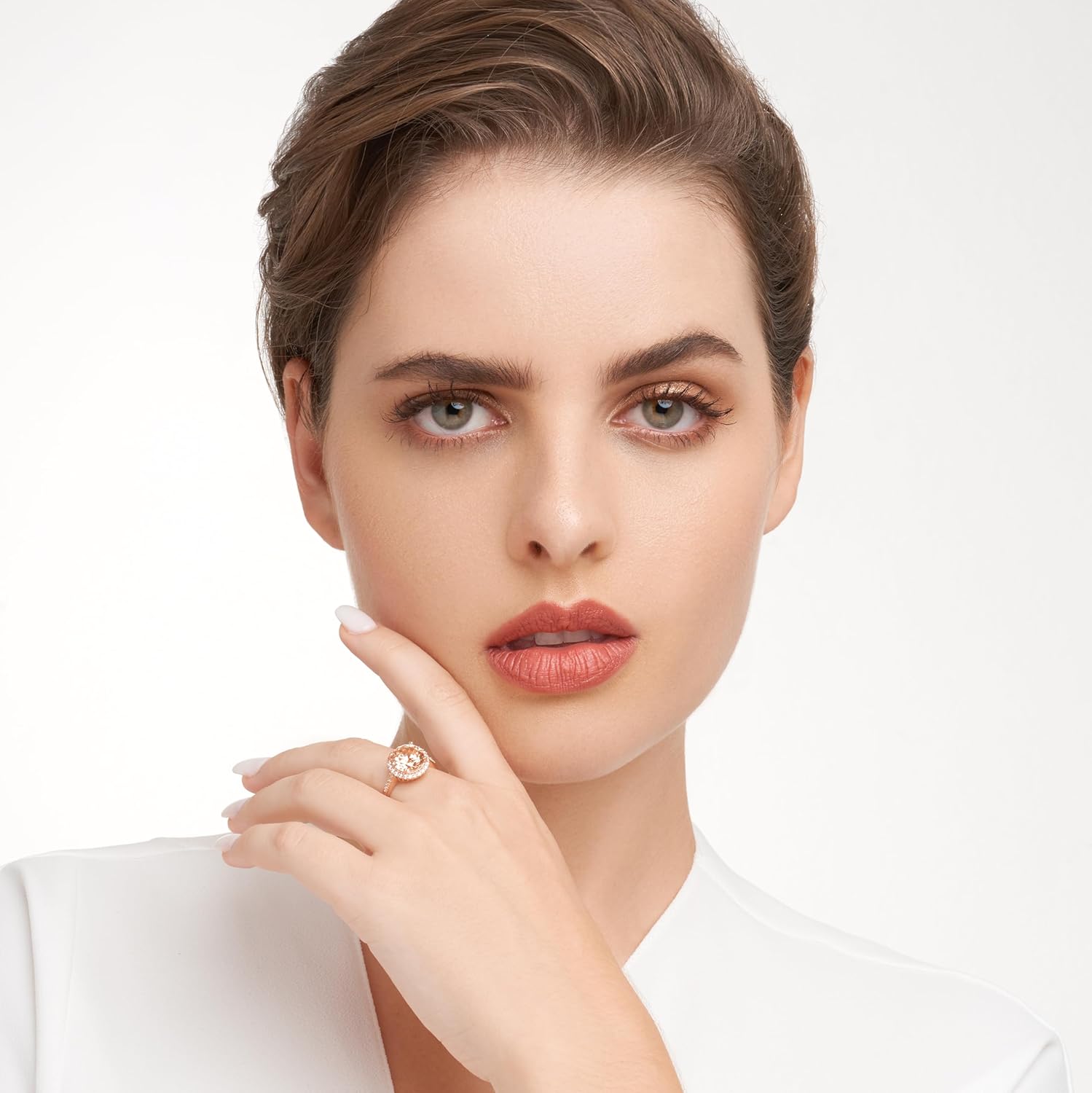 MORGAN & PAIGE .925 Sterling Silver 14K Rose Gold Plated Champagne and Clear Cubic Zirconia Elegant Halo Engagement Ring - Dazzling Champagne-Hued Center Stone Sterling Silver Rings, Size 7 - Image 4