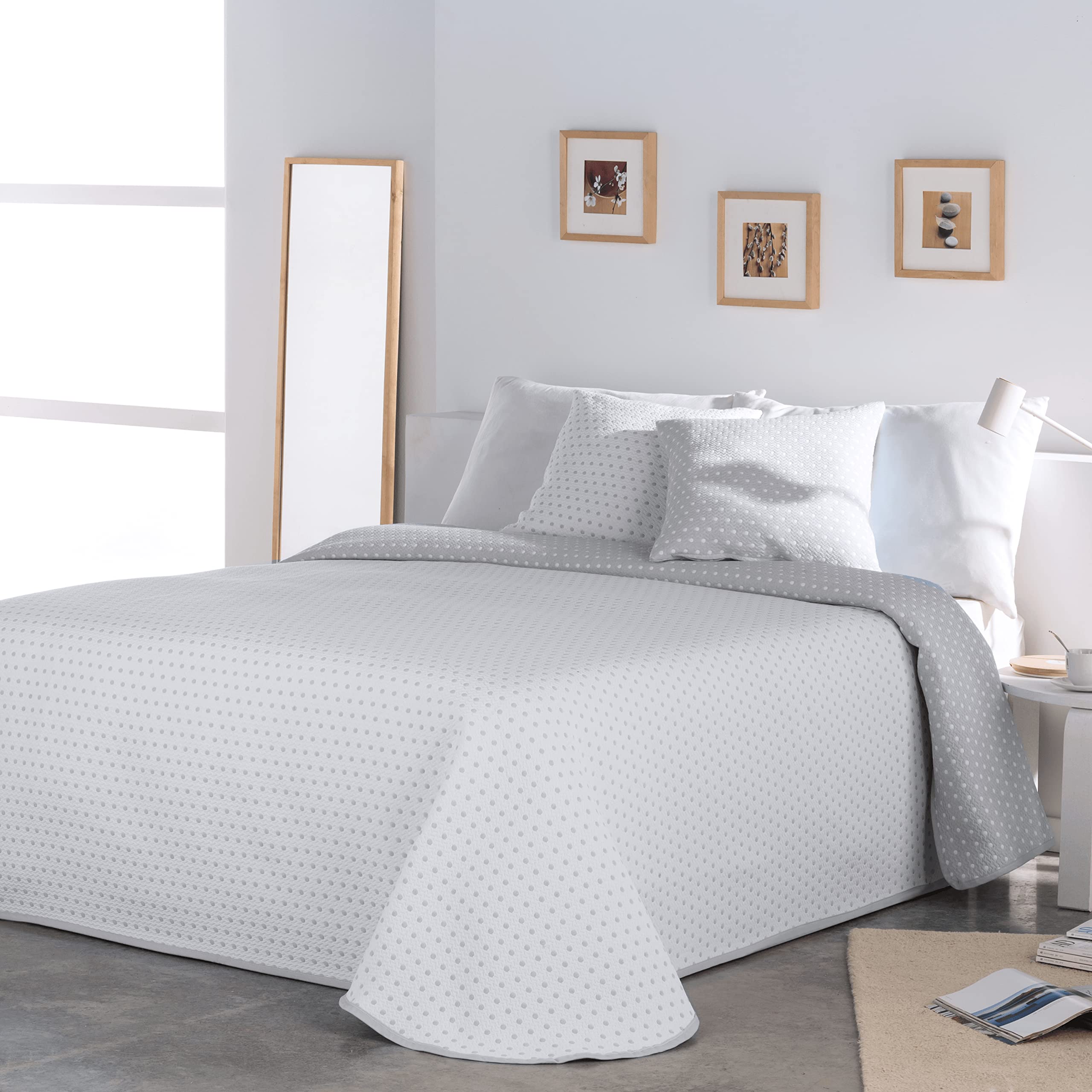 VIALMAN Colcha Bouti Ligera Sofia 26 para Cama de Matrimonio de 180 cm y de 200 cm | Tamaño Colcha 270 x 270 cm, Color Gris