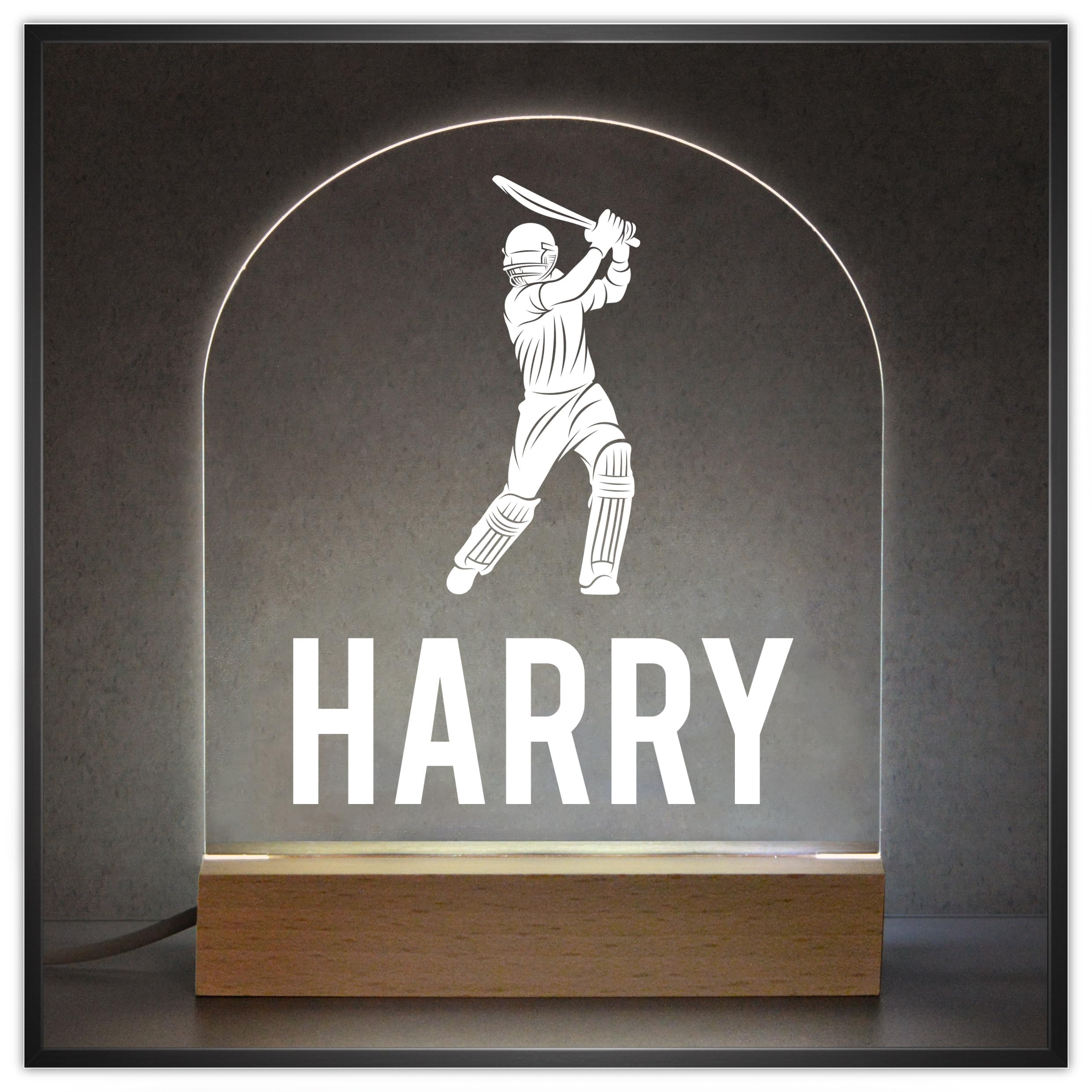 Beecreative Personalised Cricket Gifts for Boys, Men, Him, Teenager - Cricketer Gifts - Cricket Birthday Presents - Boys Bedroom Light Lamp - Any Name Bedroom Light