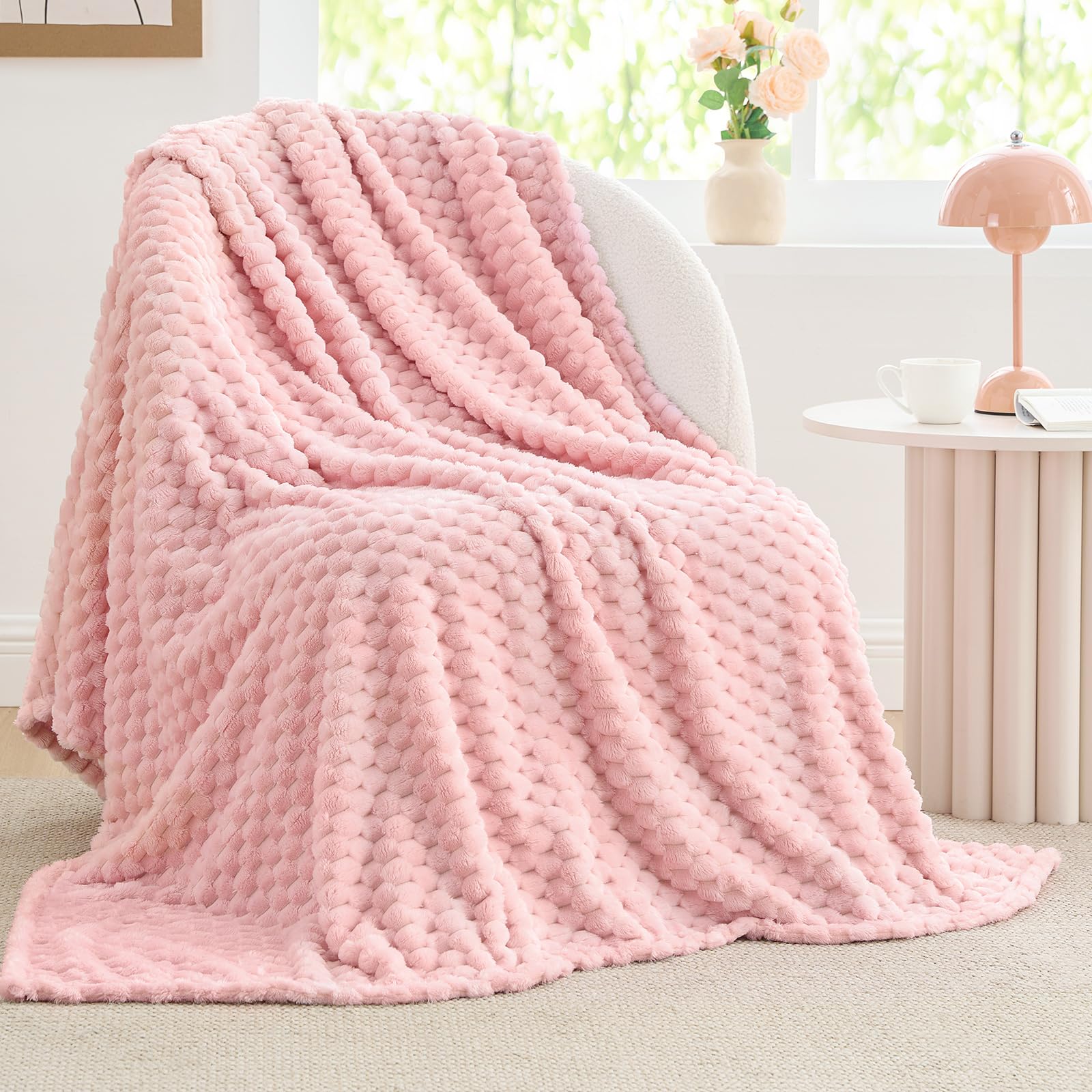 BEDELITE Valentine Day Fleece Decorative Blanket - 3D Jacquard Pink Throw Blankets for Women's Couch & Bed, Soft and Cozy Warm Plush Fluffy Blanket, Cute Birthday Gift for Women, 50x60 Inches
