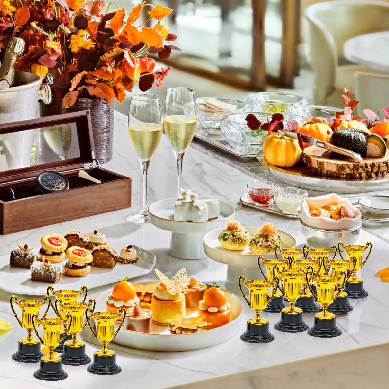 12Pcs Trophées Dorés pour Enfants, Mini Trophées, Trophées Vainqueur des Tournois Sportifs, pour Tournois Sportifs, Compétitions, Fêtes