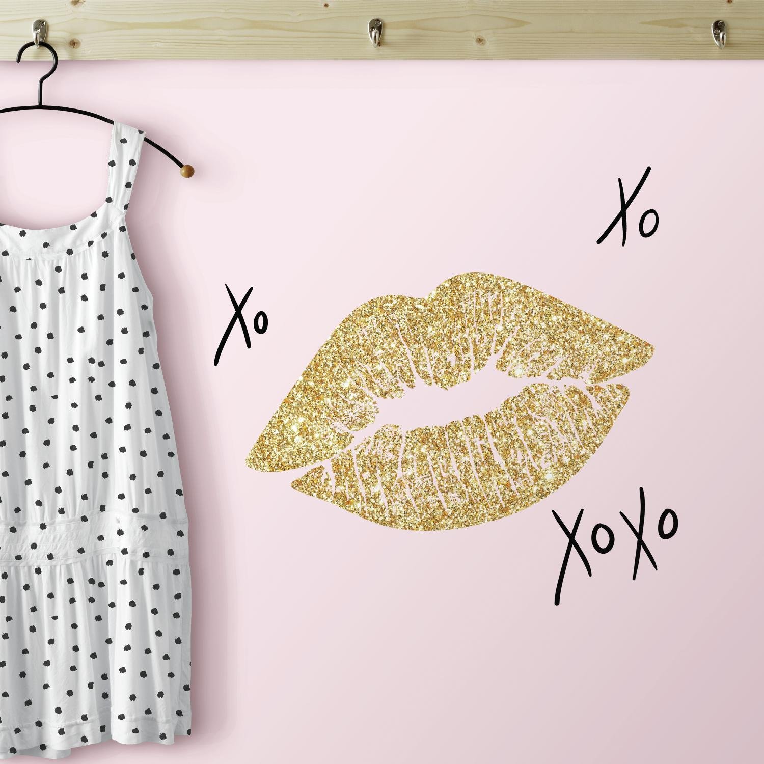 RoomMates XOXO Lips Peel and Stick Wall Decals with Glitter, Gold - Image 2