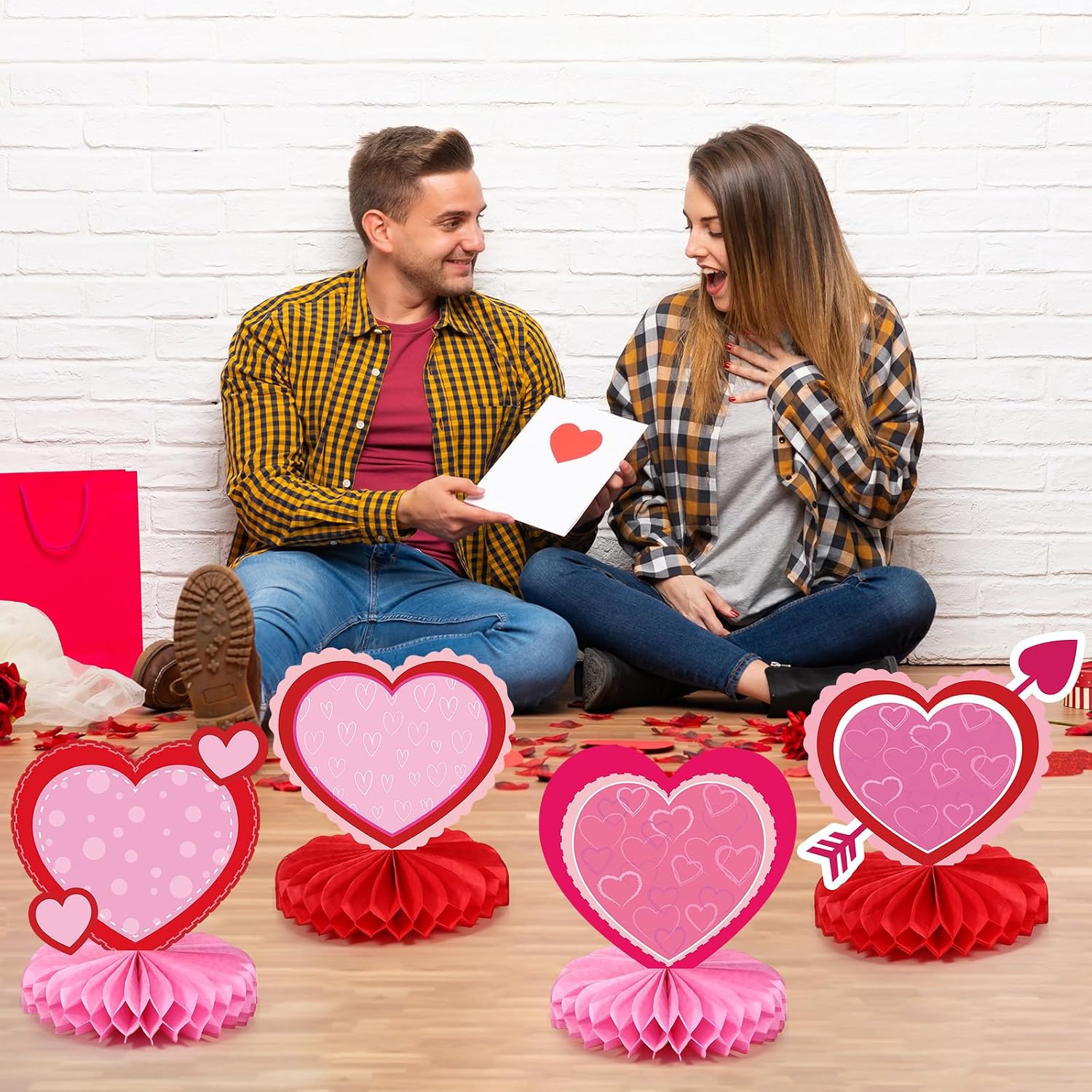 Containlol 12 Pcs Valentine's Day Honeycomb Centerpieces Valentines Table Decorations 3D Paper Red Pink Heart Valentine Table Toppers for Valentine's Day Wedding Anniversary Party Supplies Home Decor