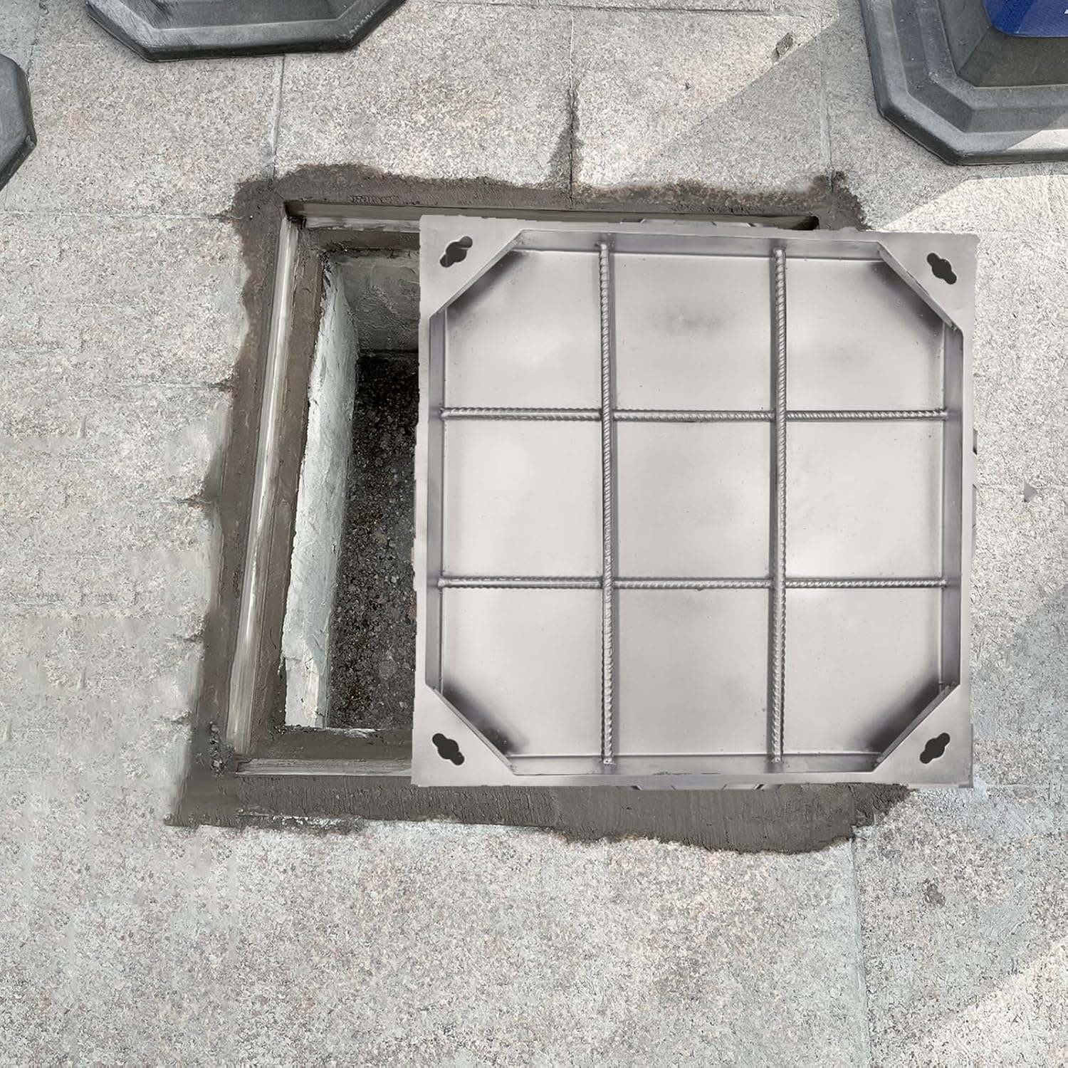Flat Stainless Steels Septic Tank Lid, Square Recessed Manhole Cover, Inspection Covers for Indoor and Outdoor Decorative, Drain Opening Tool(600mm x 600mm)