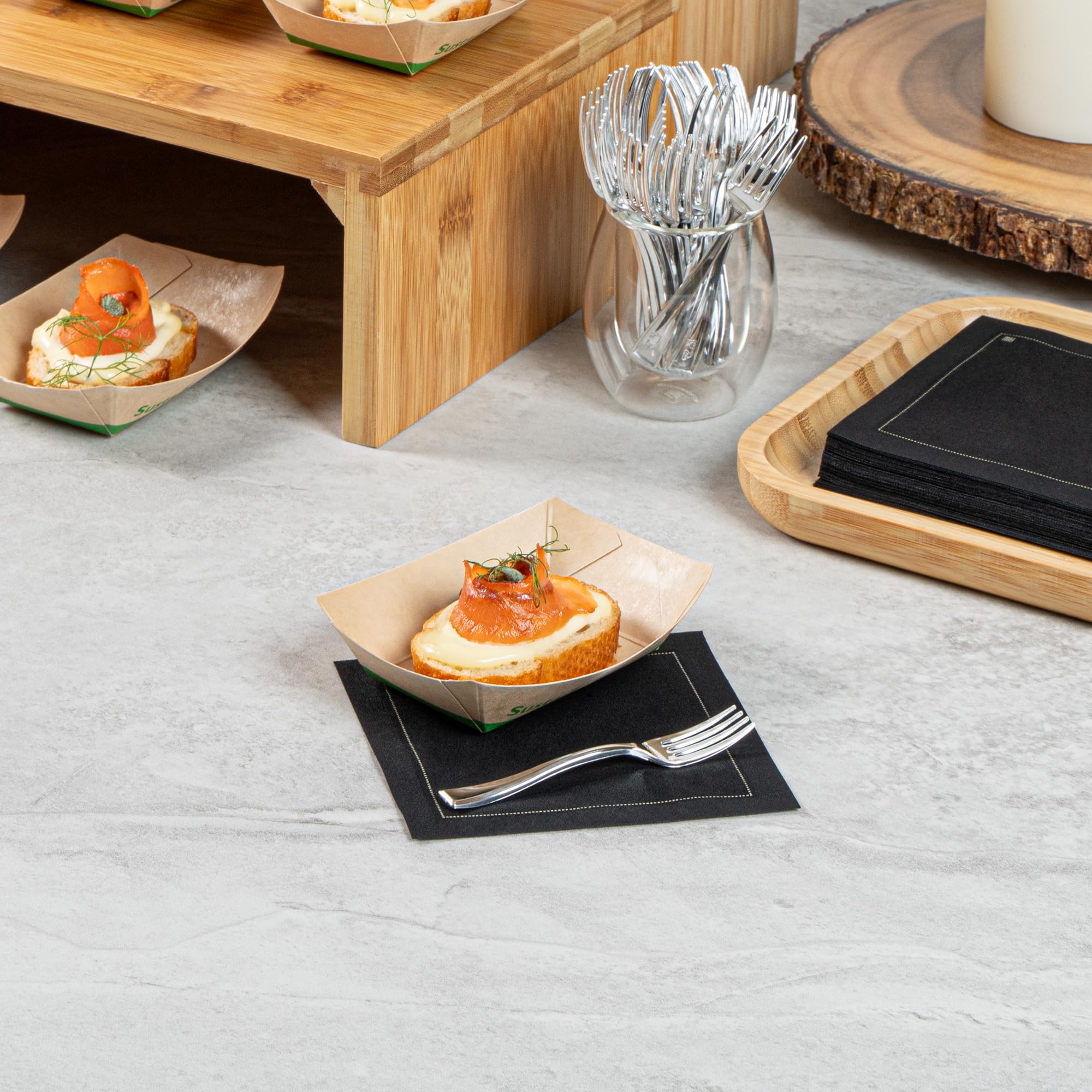 Restaurantware -Sustain - Barcos desechables de comida de 4 onzas, 50 bandejas de papel resistentes para alimentos, con forro de ácido poliláctico, compostables, bandejas de servir de papel de bambú