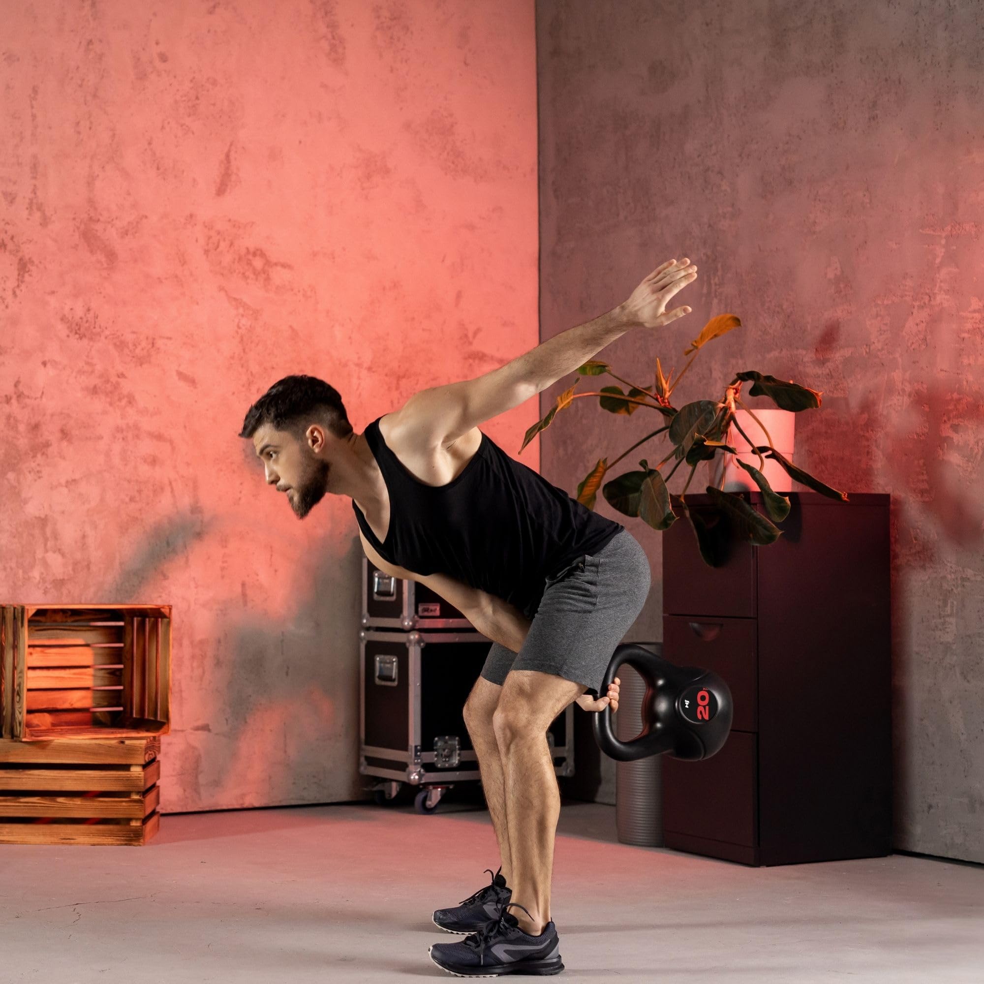 Hop-Sport Kettlebell 4kg bis 20kg aus Kunststoff, Kugelhantel für effektives Ganzkörpertraining, Gewichte für Zuhause, Ergonomische Griffe, Home Gym Equipment