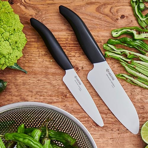 Vista 21 de Kyocera 's Revolution - Juego de cuchillos de cerámica de 4 piezas: cuchillo de chef para tus necesidades de cocina, incluye Santoku de chef de 6