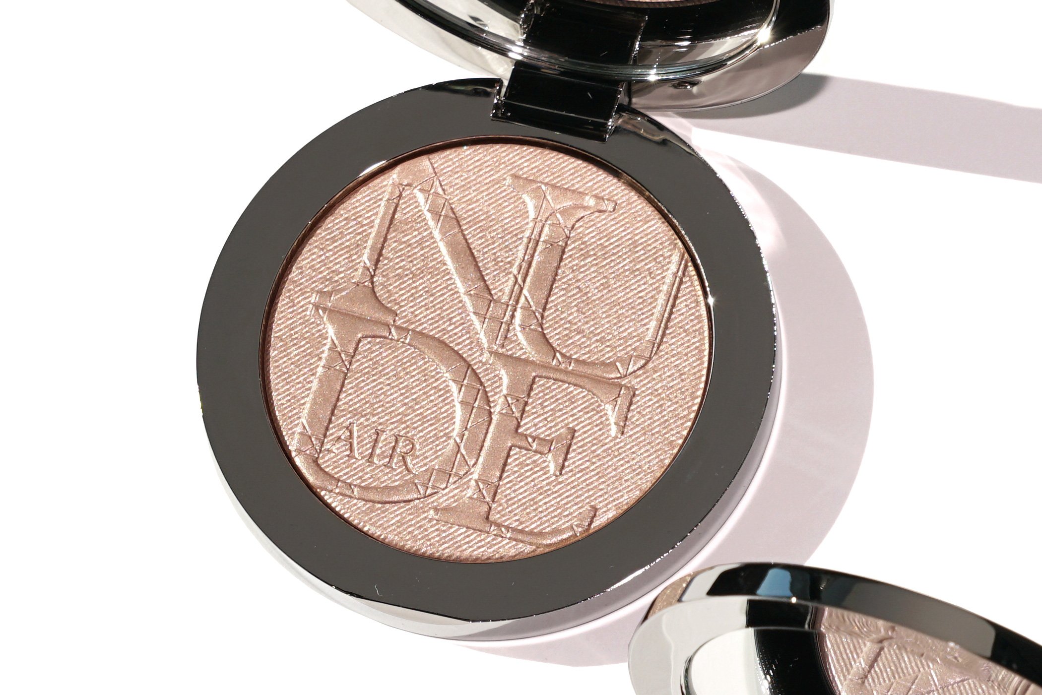 diorskin nude air luminizer 001