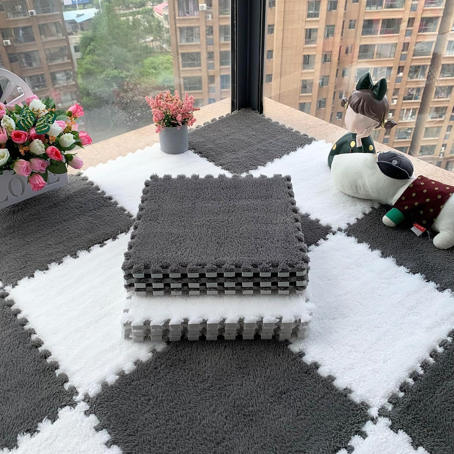 Interlocking Velvet Floor Mats Set of 4, Fluffy Velvet Soft Foam Play Mats, Square Plush Floor Mats, Climbing Mats for Rooms, Home