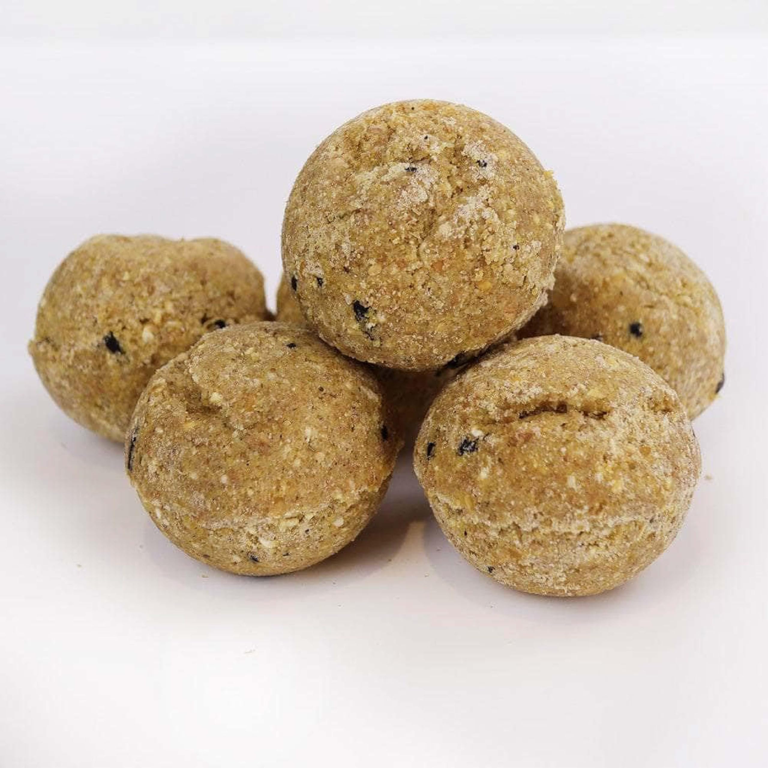 Wiggly Wigglers Fat Balls For Wild Birds High Energy Food Ball Maize Suet Fatballs For Year-Round Feeding (Pack of 10)