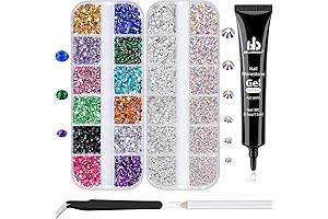 Stunning Nail Dimension with Shimmering Diamonds