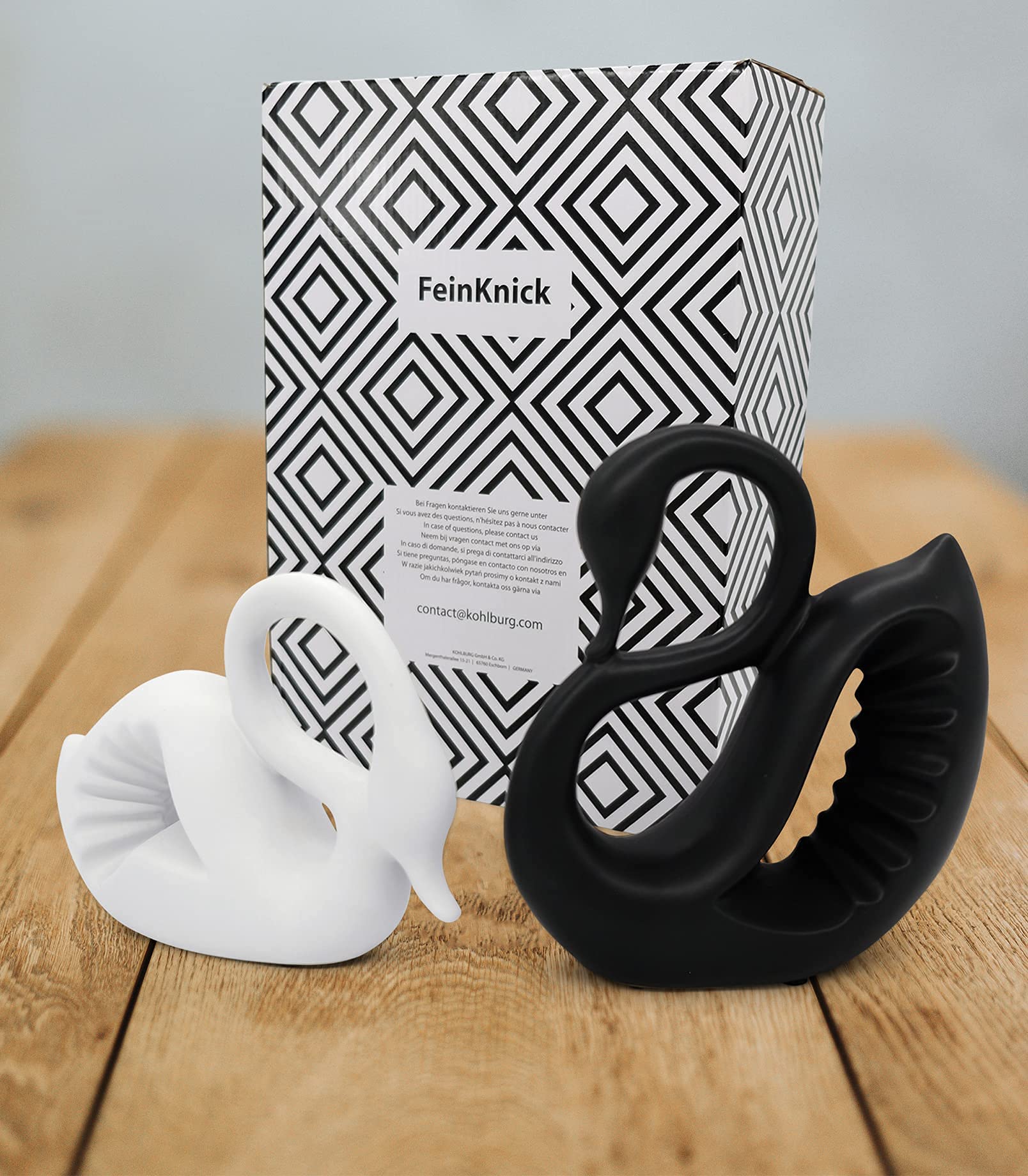 FeinKnick Grand Couple de cygnes en céramique Noir et Blanc | Sculpture moderne en couple de 2 cygnes – Design décoration de cygne porte-bonheur et harmonie – decoration figurines animaux