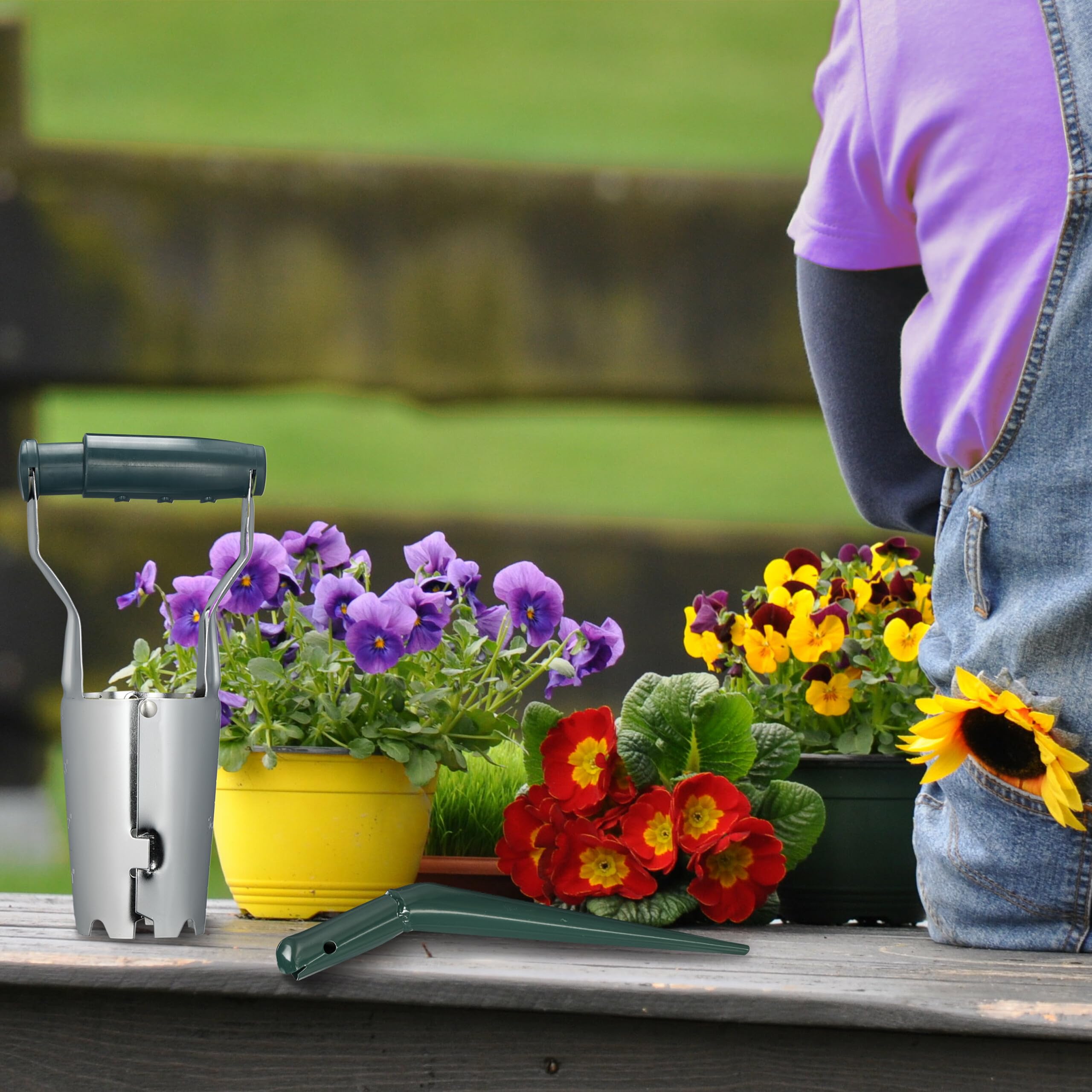 Relaxdays Plantoirs à bulbes, Lot de 2, transplantoir gradué & Outil à Manche, pour Le Jardin, métal, Vert - argenté