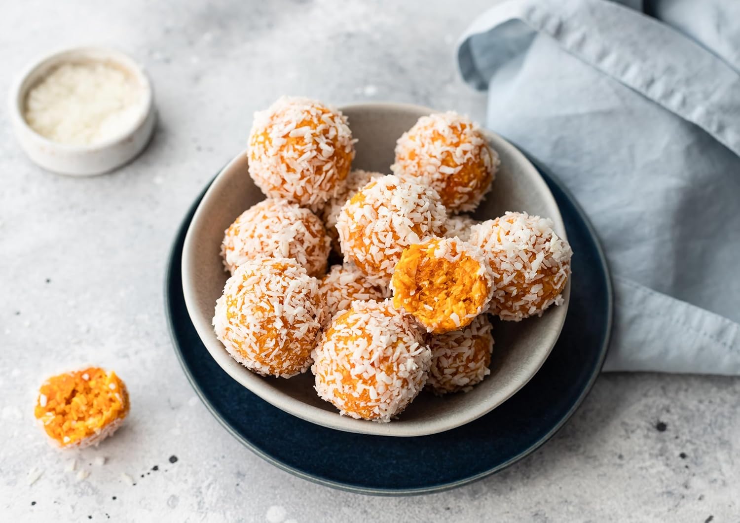 Food to Live - Dried Apricots, 14 Pounds Kosher, Vegan, Bulk, Product of Turkey