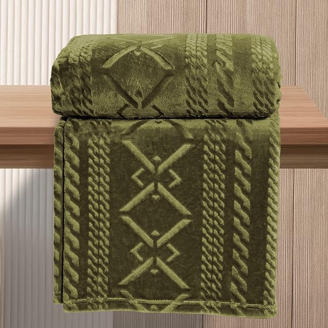 Exclusivo Mezcla Large Flannel Fleece Throw Blanket, 127x152 CM Sofa Throws, Soft Decorative Geometry Pattern Throws for Sofa, Olive Green Blanket