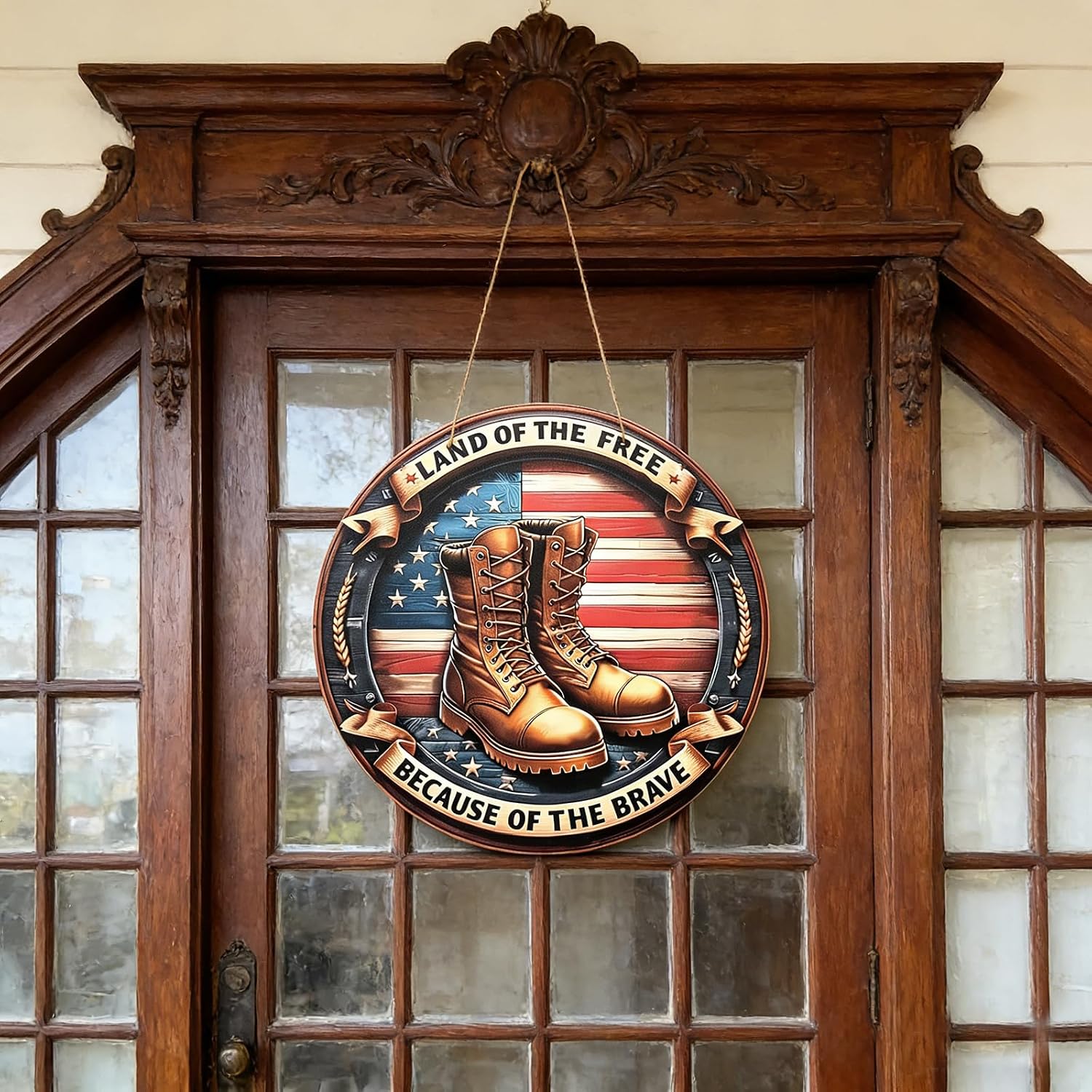 Patriotic Wooden Wreath Sign Land of the Free Because of the Brave, Military Boot American Flag Rustic Hanging Decor for Front Door Porch Farmhouse, Veterans Day Independence Day Decoration