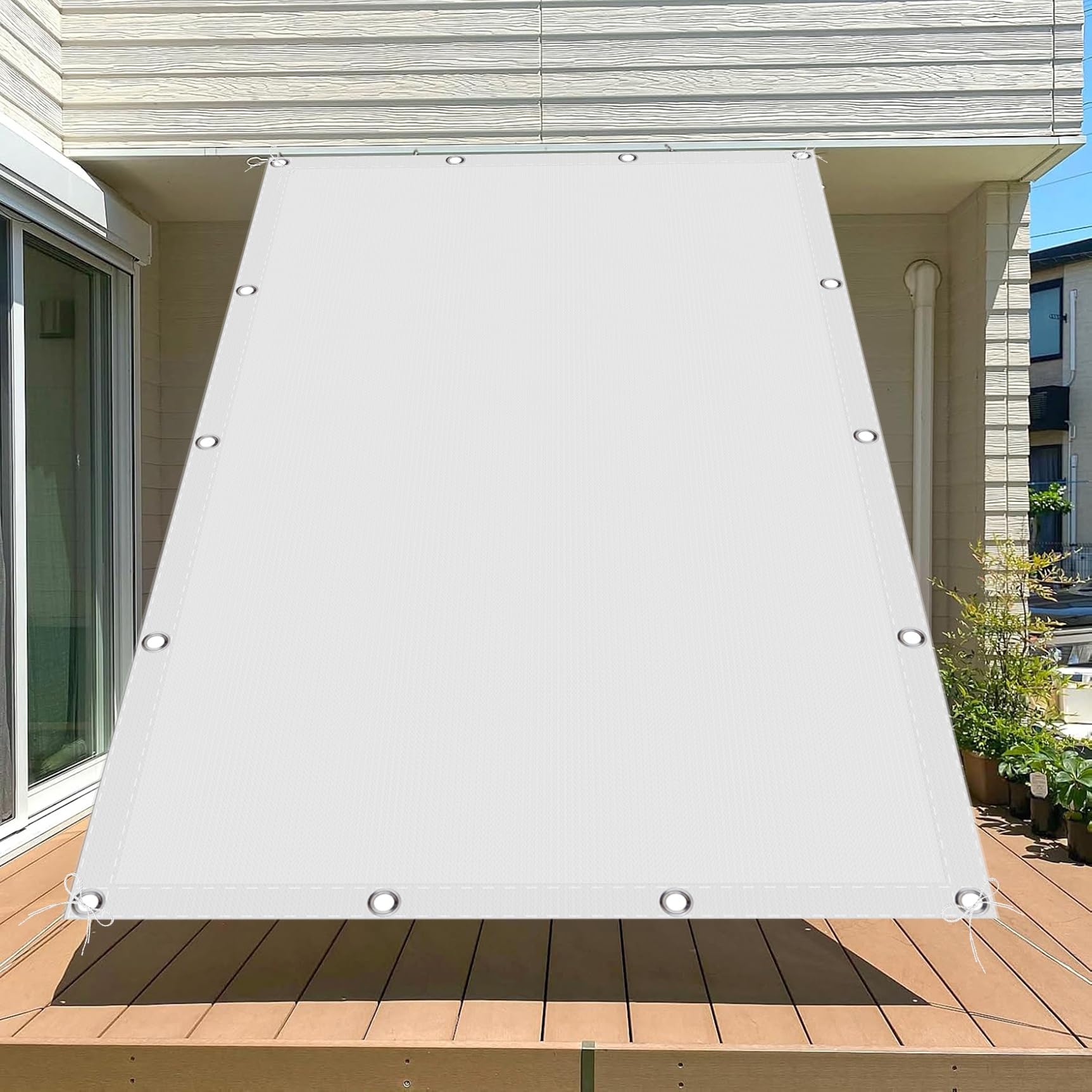 Filet d'ombrage imperméable blanc pour stopper la chaleur et la pluie sur la terrasse