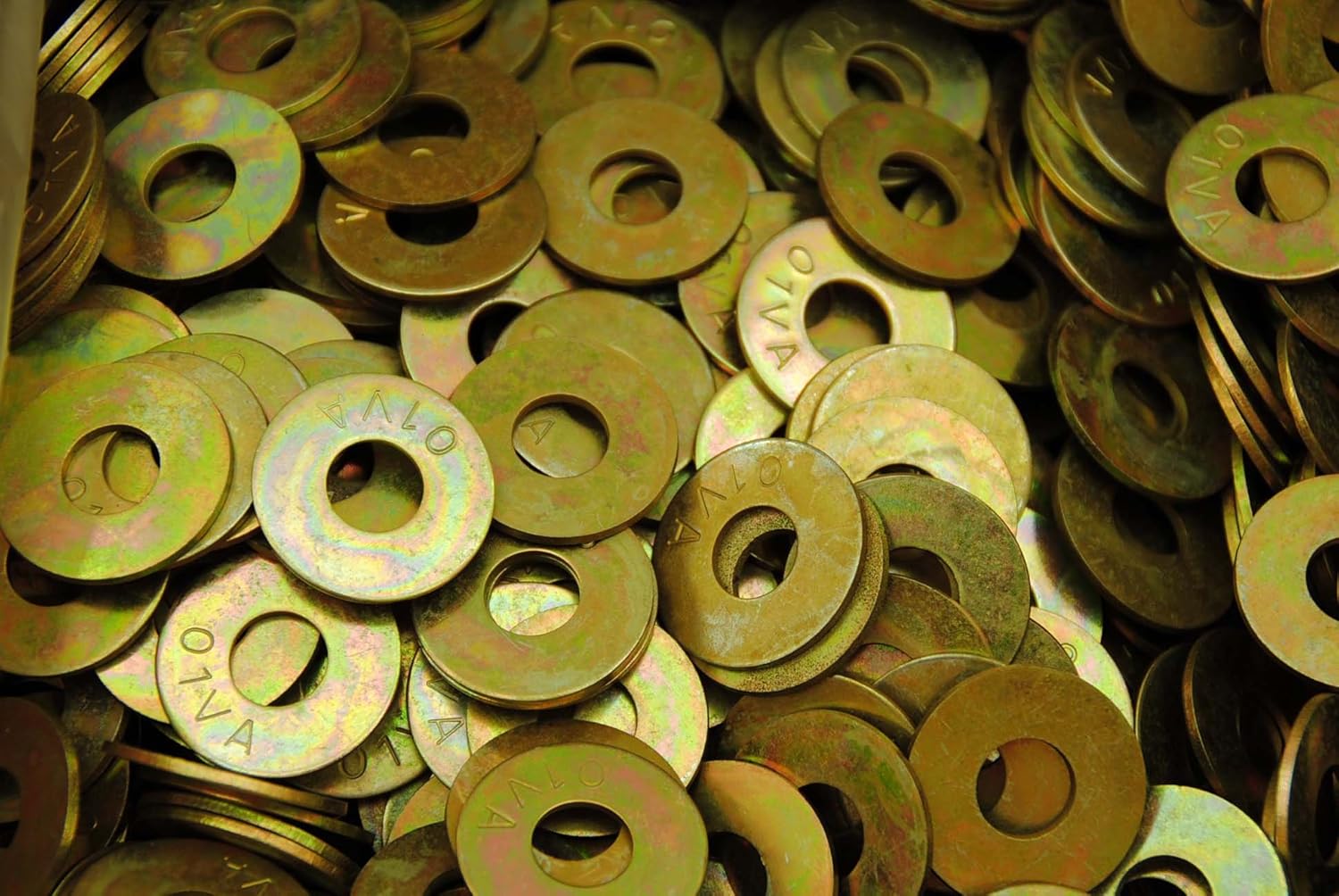 (300) Hardened 7/16" USS Flat Washers - Grade 8 - Yellow Zinc Plated - Thru-Hard