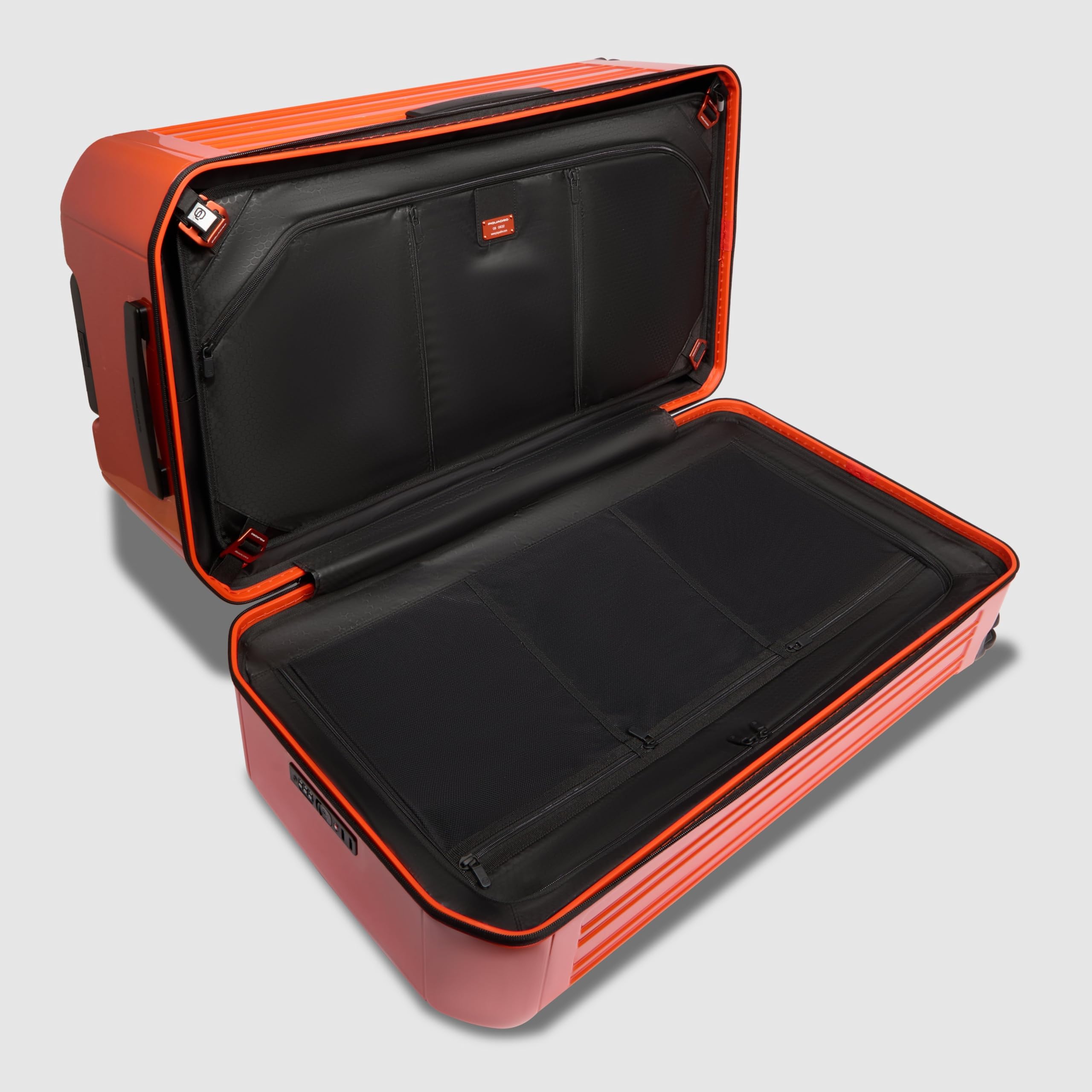 PIQUADRO - Trolley Rigido Trunk 4 Ruote Policarbonato - Unisex - Arancione | 42x80x37 cm, Guscio robusto, Elegante e Professionale, Manico telescopico, Trasferte