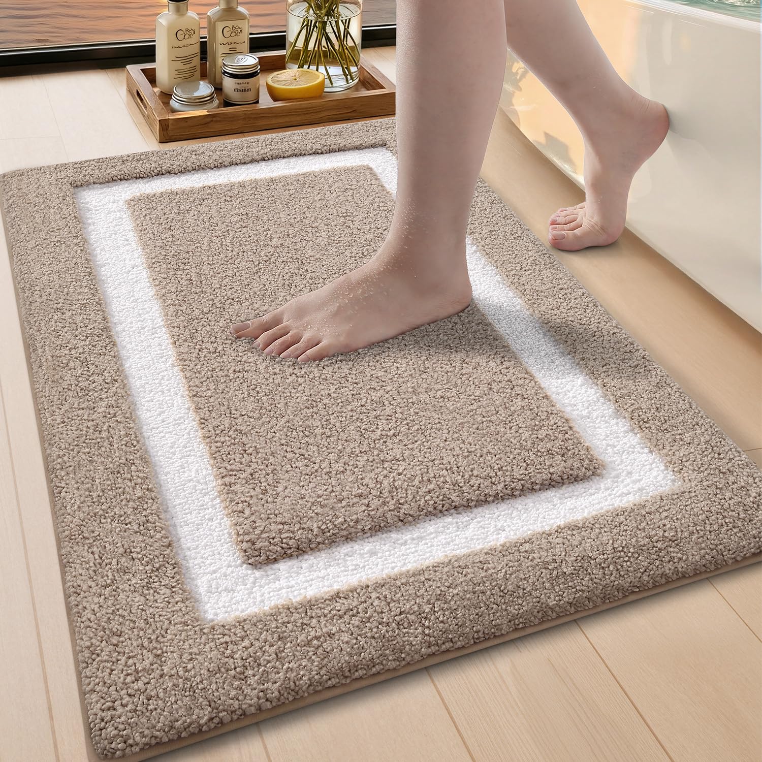COLOR&GEOMETRY Bath Mat 40 x 60 cm, Absorbent Microfibre Bath Rug, Non-Slip Bathroom Floor Mat, Machine Washable Shower Rug
