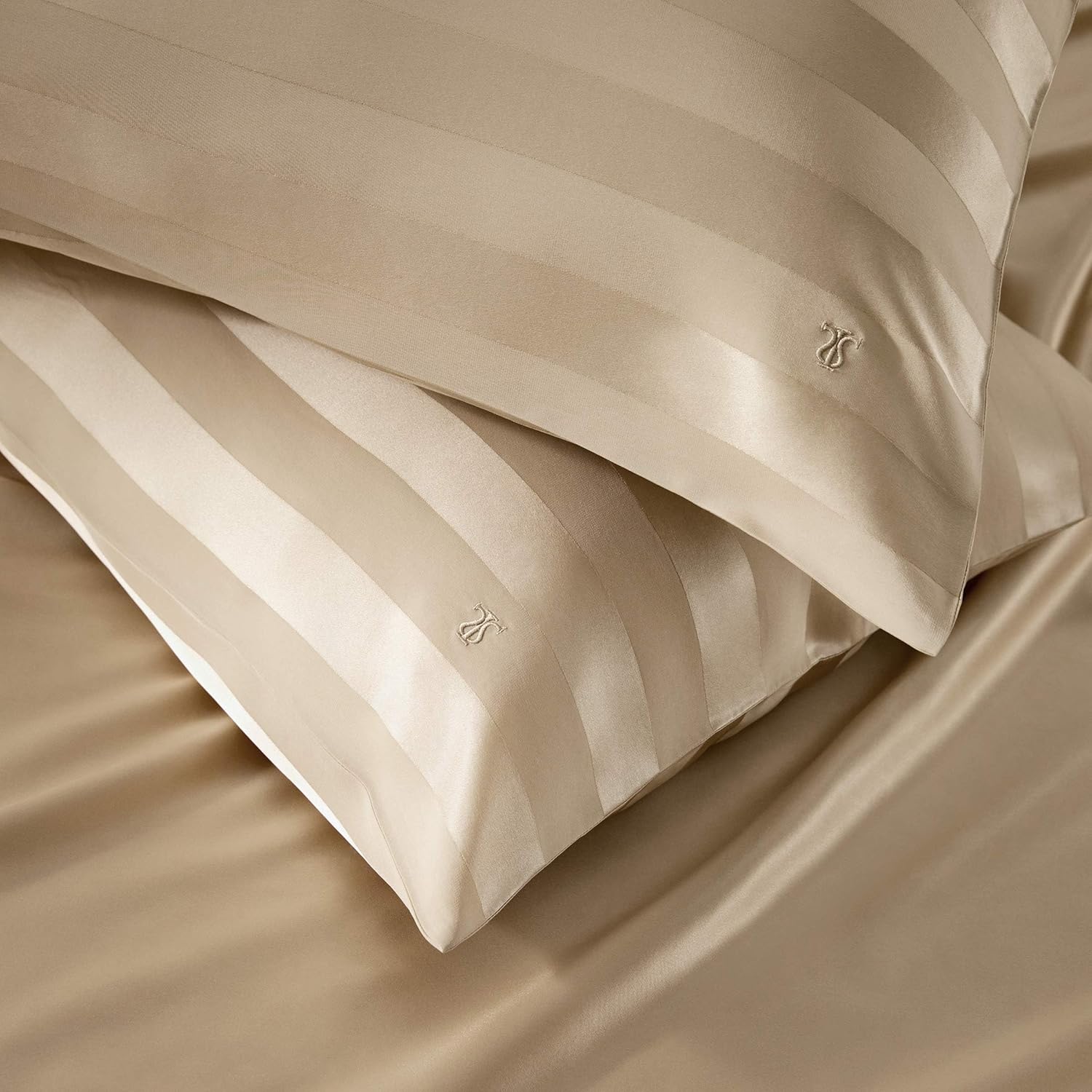 LILYSILK Striped Silk Pillowcase for Hair and Skin 100% Pure Mulberry Silk Pillow Cases 19 Momme Both Sides Silk Bed Pillow with Envelope Closure 1 Pc Queen Size 20''x30'' Champagne