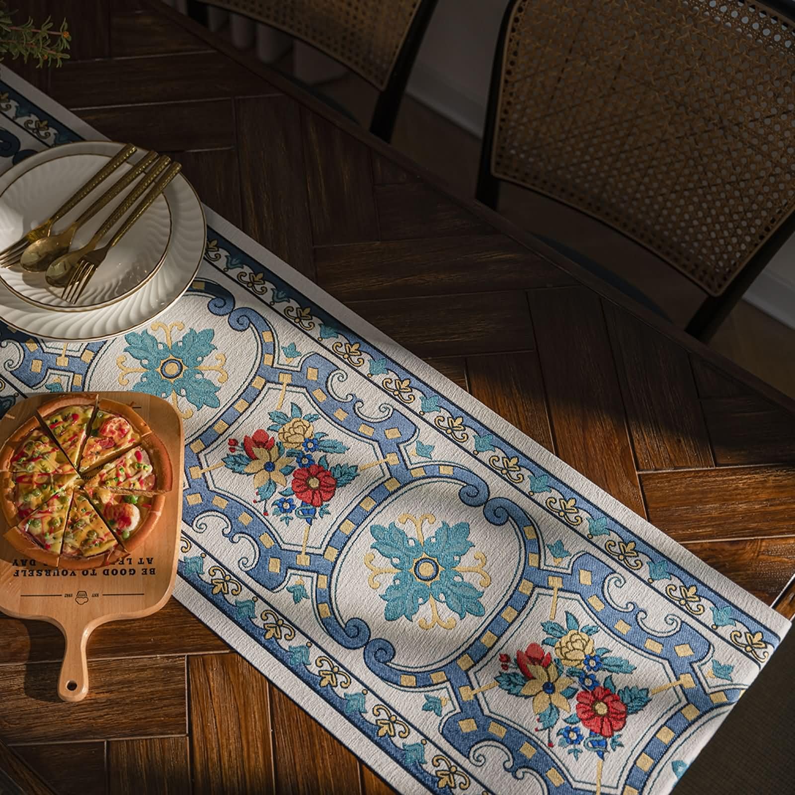 Runner Tavola Blu con Motivi Floreali,Poliestere Cotone,35x350cm