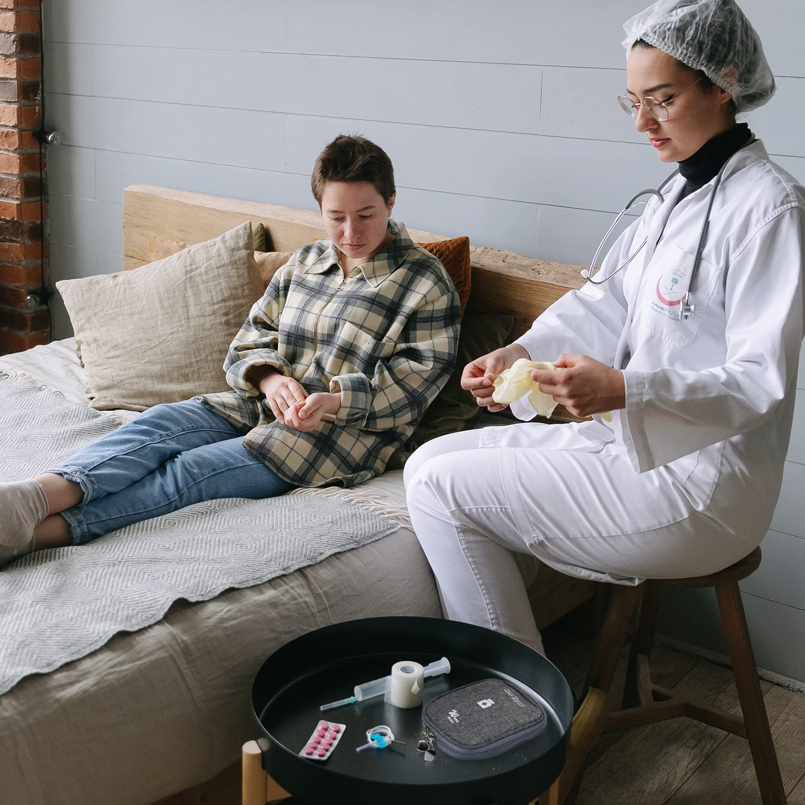 FuninCrea Mini Bolsa de Primeros Auxilios, Kit Portátil de Viaje para Medicamentos