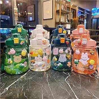 Amazon｜ウォーターボトル 2L 2リットル 兎 水筒 ストロー