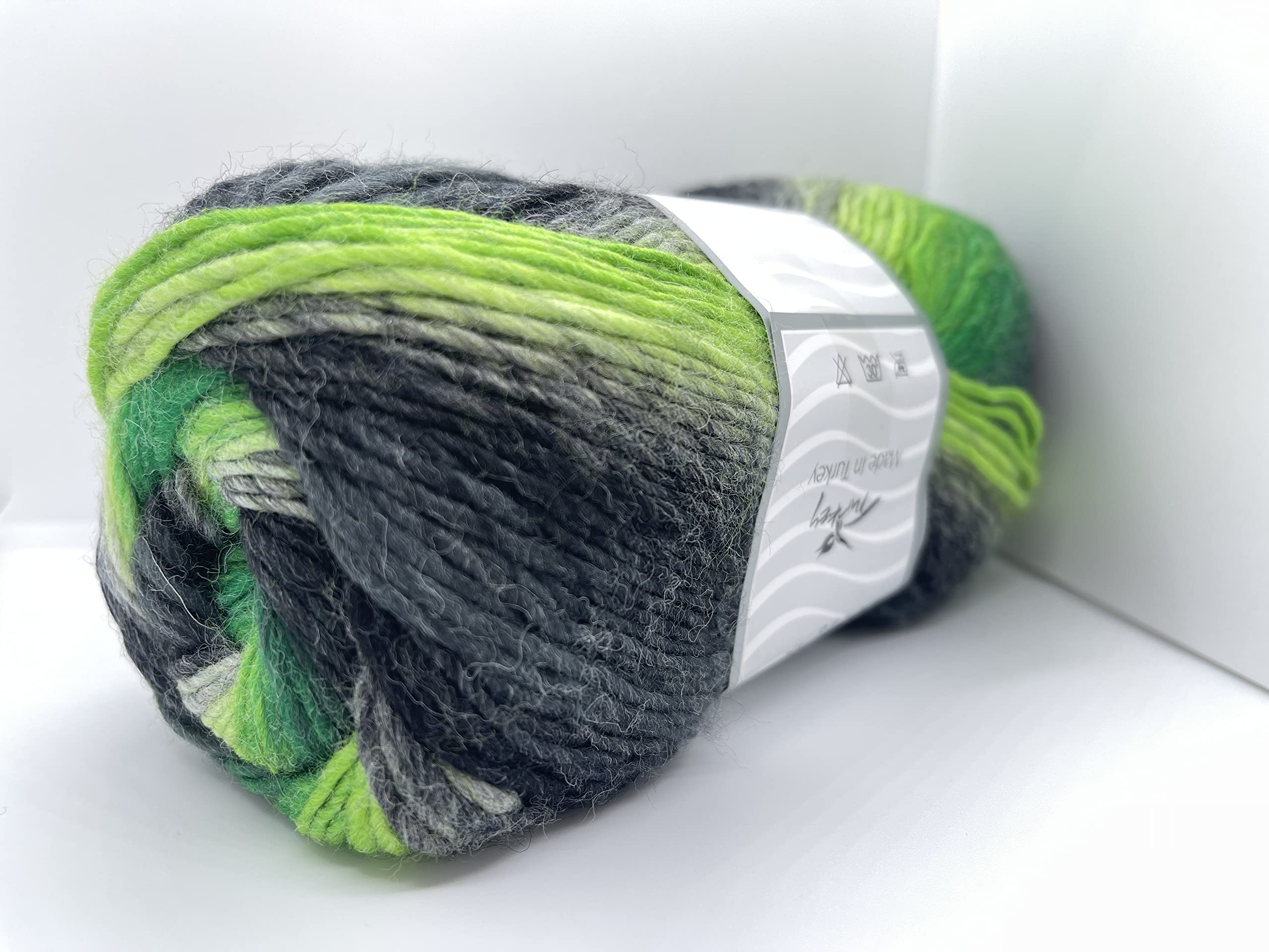 Ice Yarns Alpine Wool Blend - 2 Skeins 150g Each, Super Bulky Multi-Color Green & Black