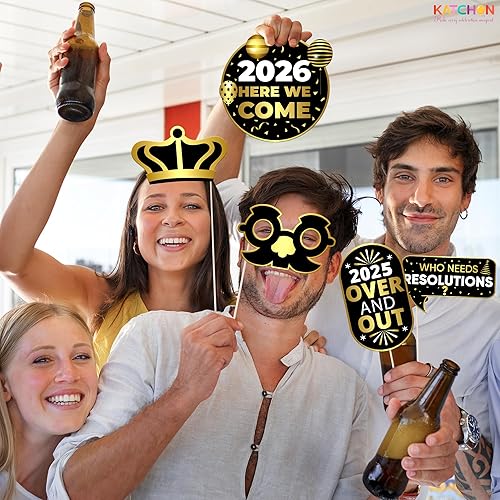 Miniatura 7 de KatchOn, Accesorios para cabina de fotos de Nochevieja 2024 – Paquete de 35 | Accesorios de cabina de fotos de Año Nuevo dorado y negro para