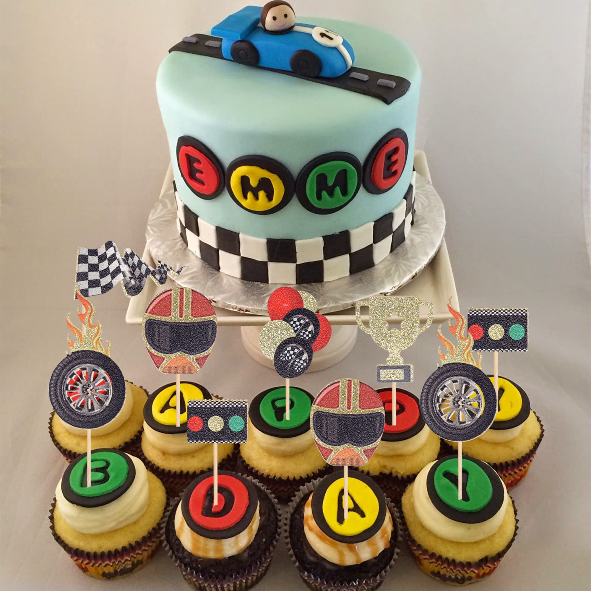 24 Piezas Dec. Cupcakes Auto Carrera, Semáforo, Volante, Ban | Meses
