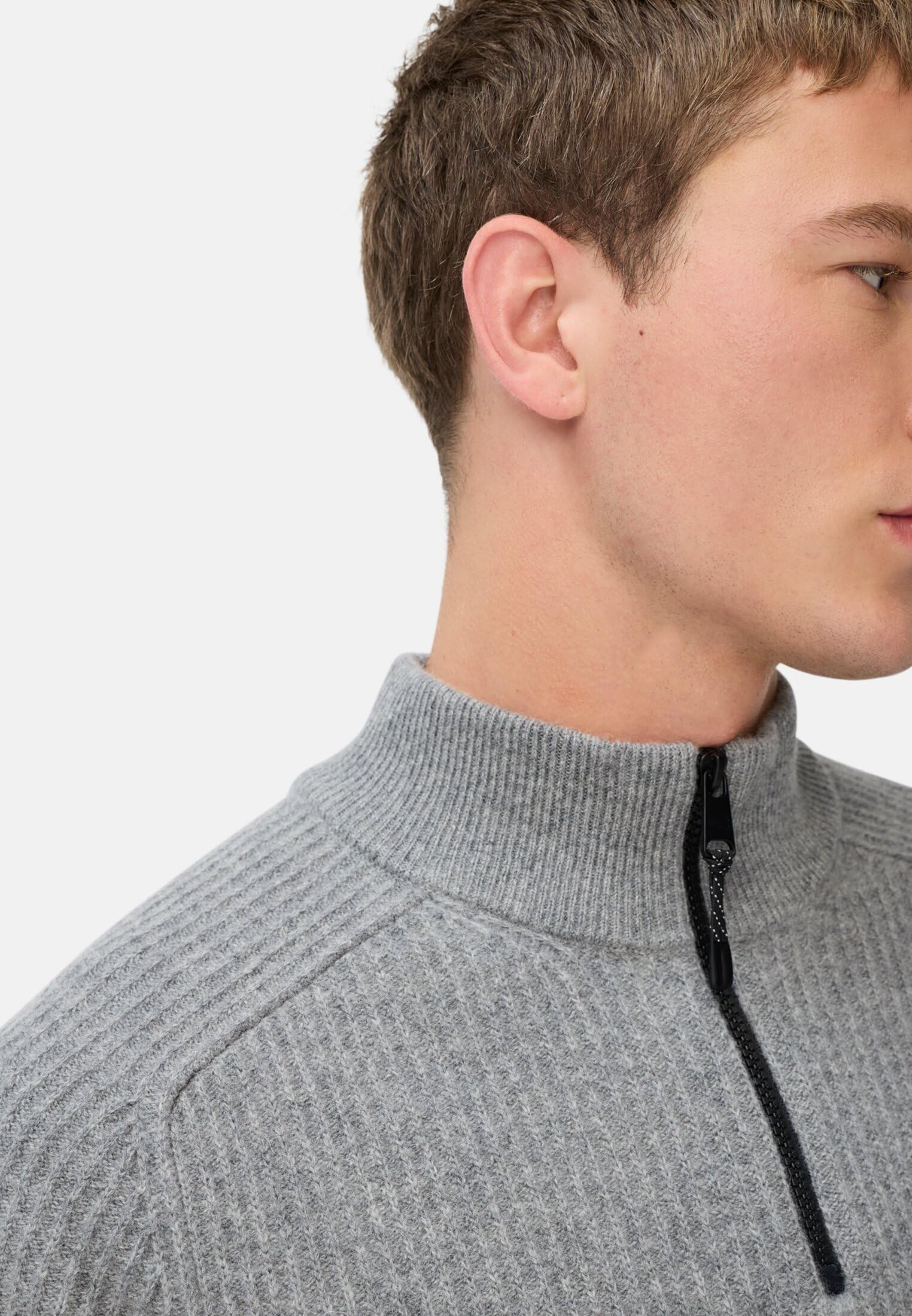camel active Herren Strick-Troyer aus Reiner Lammwolle