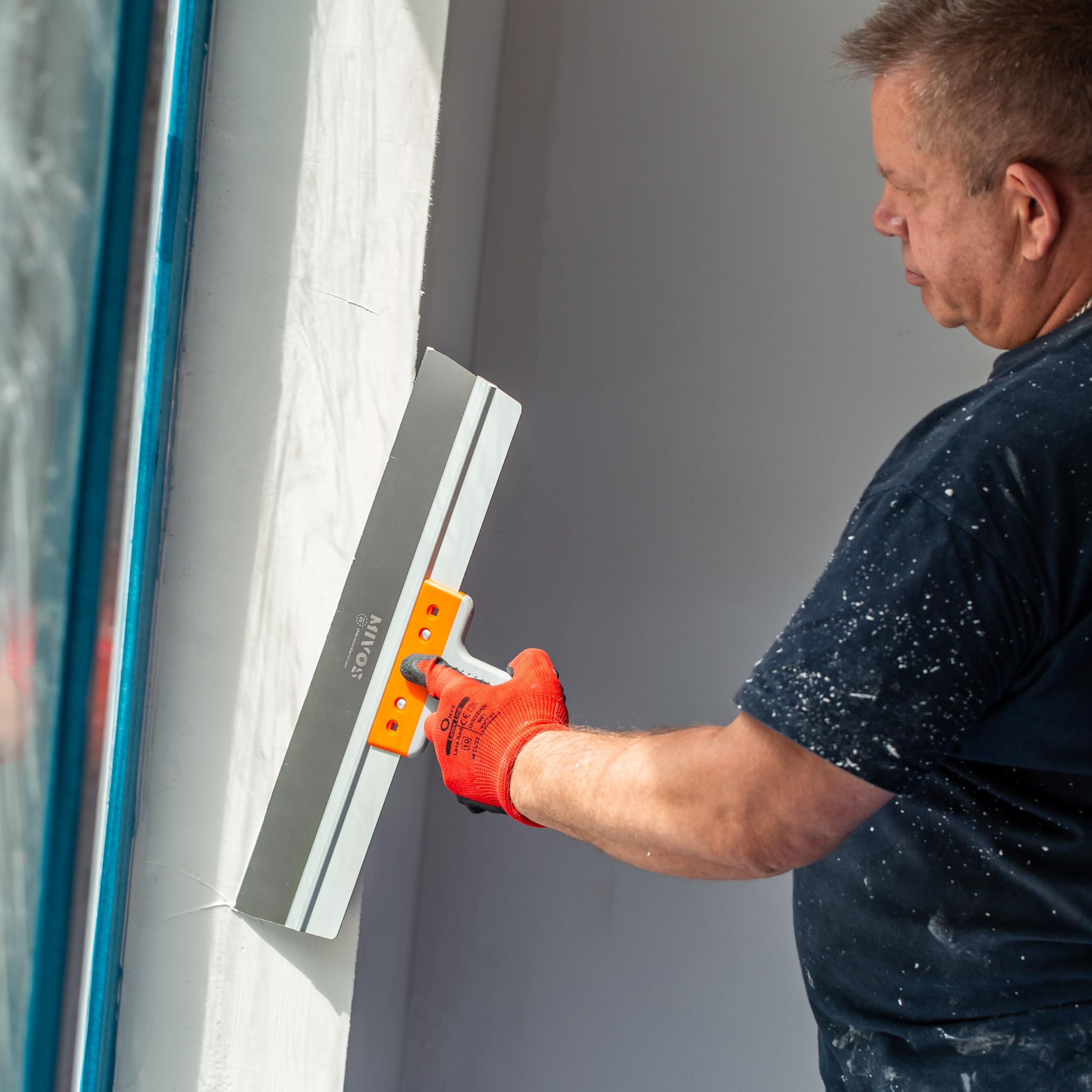 Mivos Couteau à Enduire de Façade Professionnel avec Lame Large en INOX 600 x 60 mm - Couteau à Mastic pour Lisser les Grandes Surfaces - Spatule de Façade avec Soft Poignée - Made in EU
