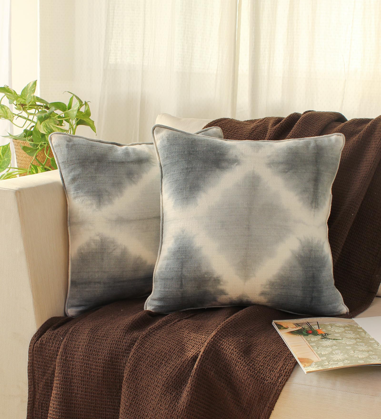Gannu Omray Handicraft Grey with Piping Cotton Set of 2 Cushion Cover 16x16 inch (40x40 Cms).