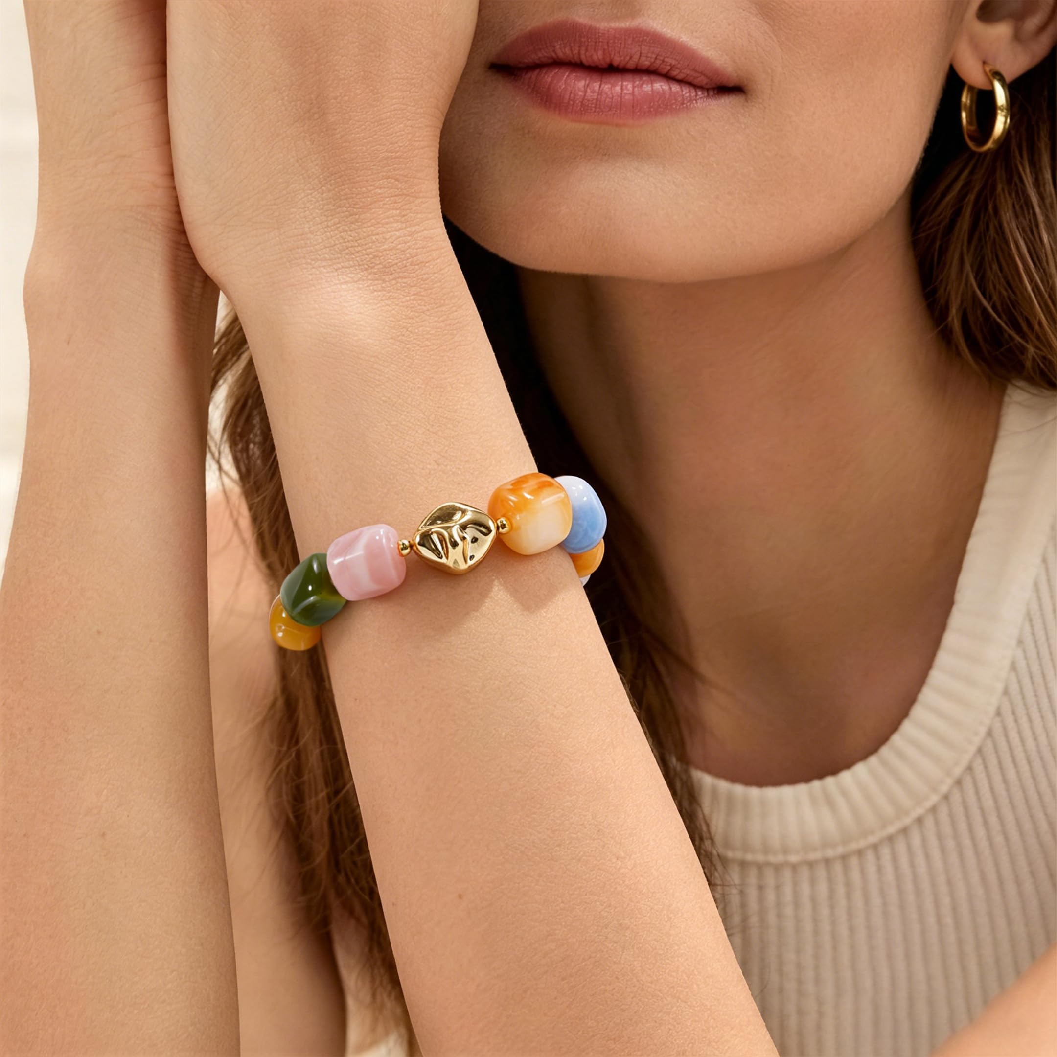 Braccialetto con perline grosse da donna, multicolore, con grandi perline in resina acrilica, elastico e allungabile, braccialetti alla moda e di tendenza, gioielli boho per vacanze estive al mare.