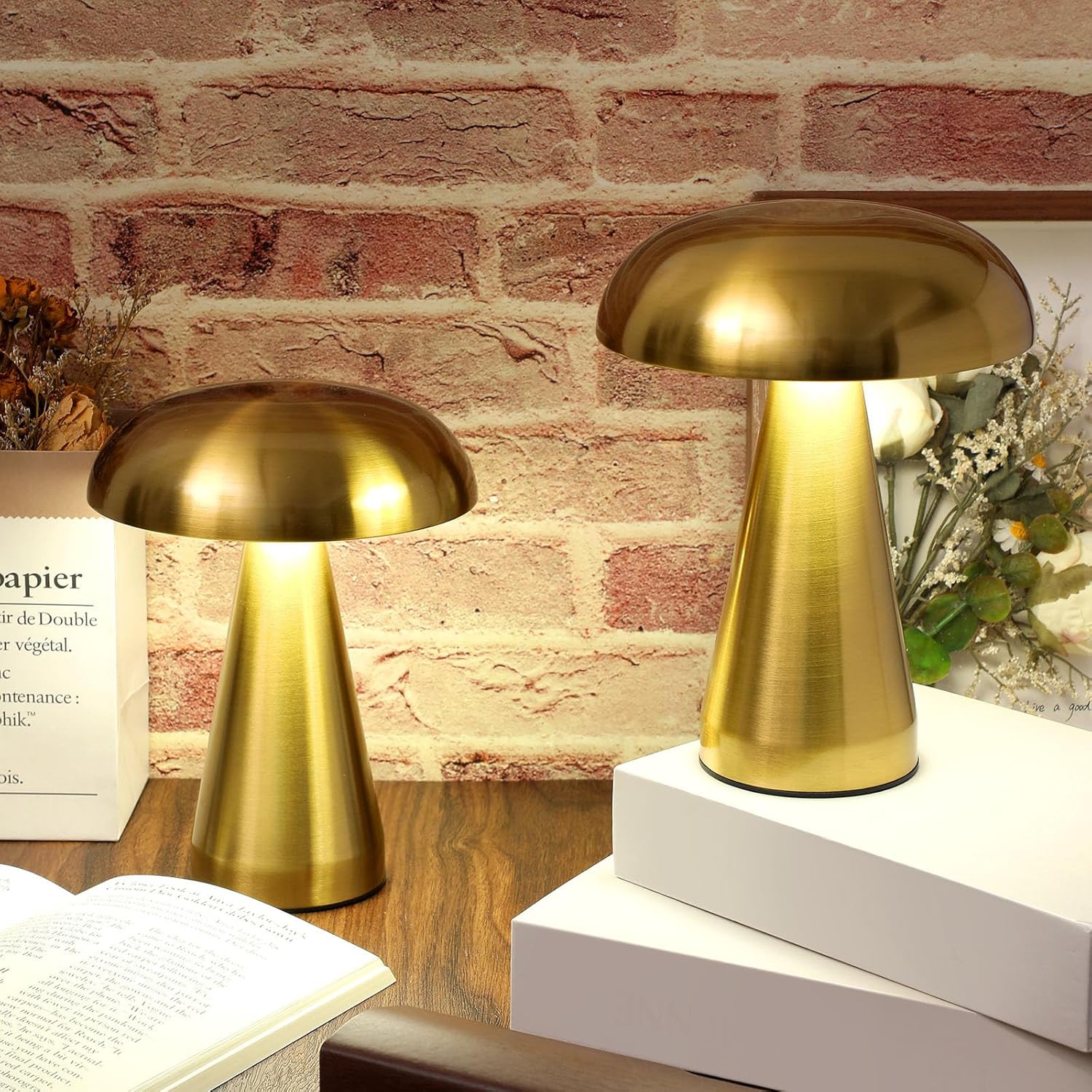 VIHOSE Set of 2 LED Mushroom Lamps Portable Metal Table Lamp with Touch Sensor 3 Color Stepless Dimming Desk Lamp Rechargeable Battery up to 15 Hours Cordless Lamp for Bedroom Nightstand Room Decor