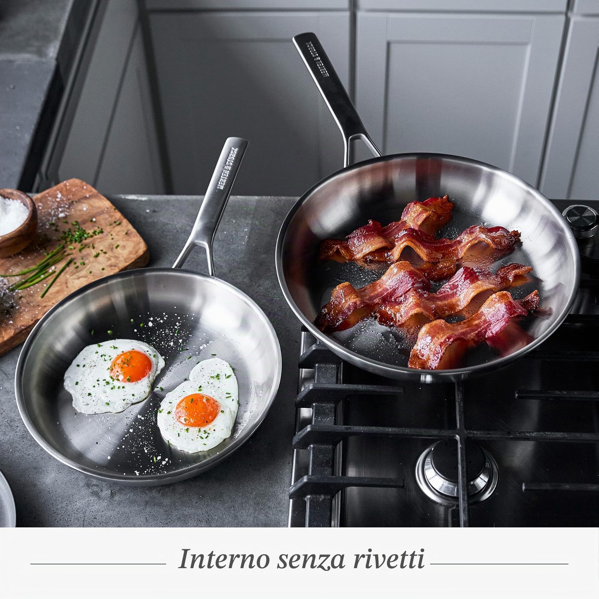 Merten & Storck Tri-PLy Batteria di Pentole 2 Pezzi con Coperchi,26cm & 30cm,a Induzione in Acciaio Inox,sicure per gli utensili in metallo,Multi Clad,lavabili in lavastoviglie e in forno,Argento