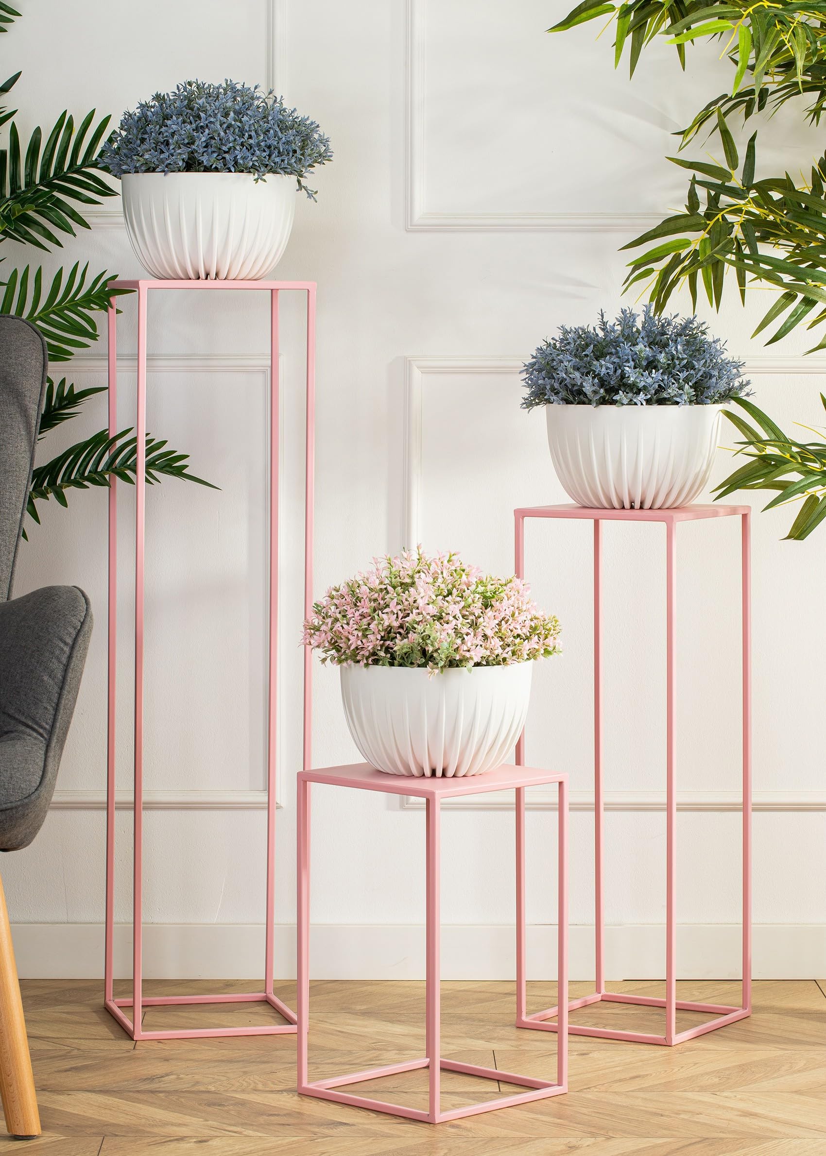 Support de fleurs en métal couleur crème 40 cm de haut – Support de fleurs solide et robuste en métal – Support pour plantes pour la décoration dans le salon, la chambre ou le bureau
