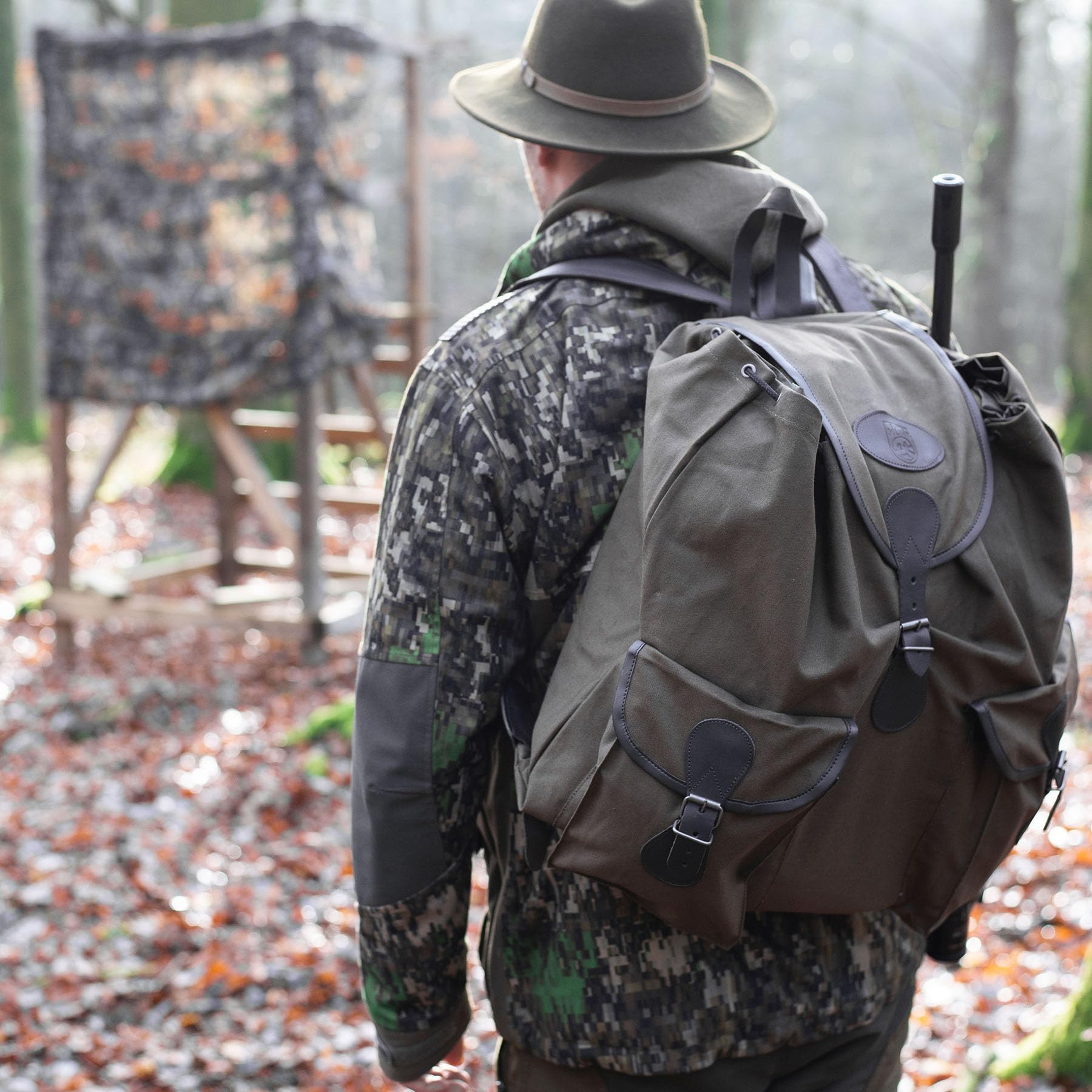 EUROHUNT Jagdrucksack 3, Wanderrucksack, Rucksack aus 100% Wasserabweisender Baumwolle, ca. 25 Liter Fassungsvermögen