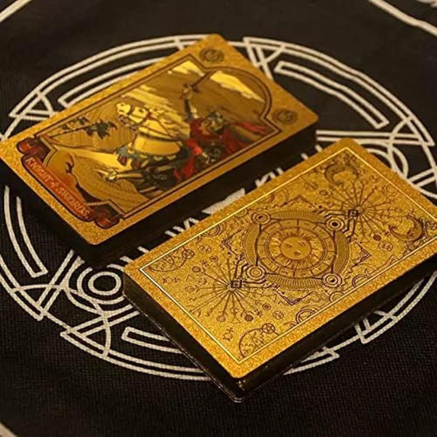 Jeu De Tarot Classique avec Guide, Jeu De Cartes De Tarot De Luxe en Feuille D’Or Anti-Rides Imperméable en PVC pour Les Débutants Et Les Lecteurs Experts, Cartes De Tarot avec des Signific