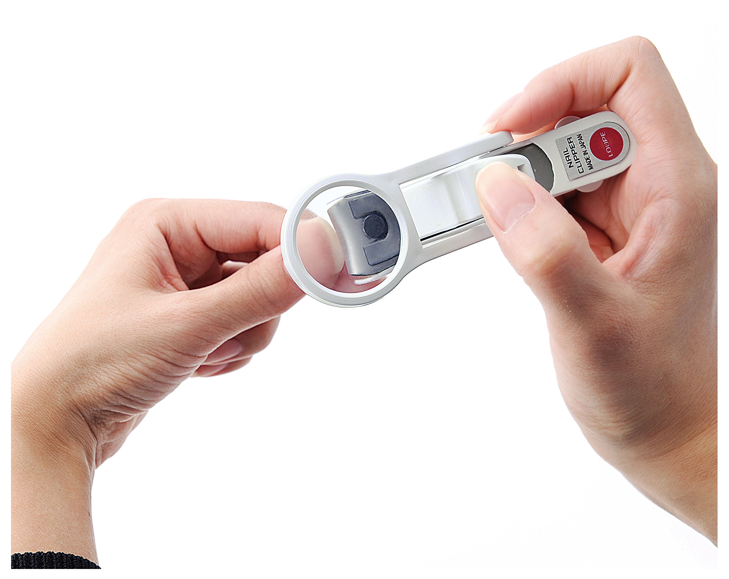 Kai KAI KF1044 Nail Clippers with Magnifier Curved Blade with