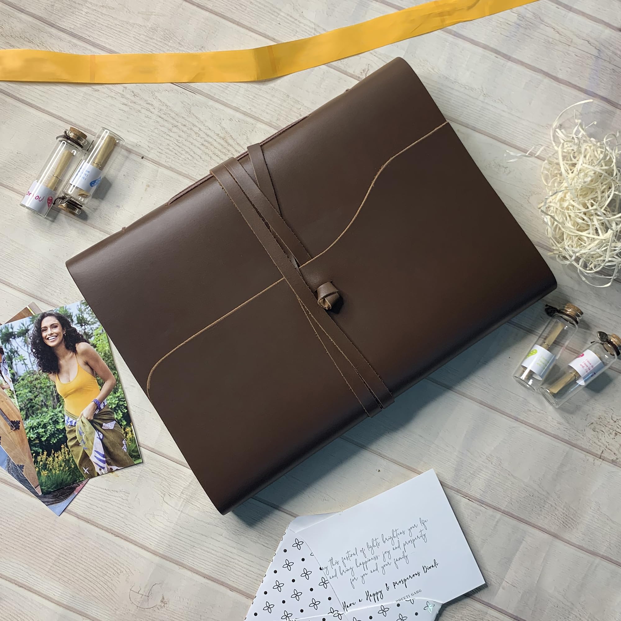 Amazon.co.jp: 本革ハンドメイドスクラップブックアルバムノートブック