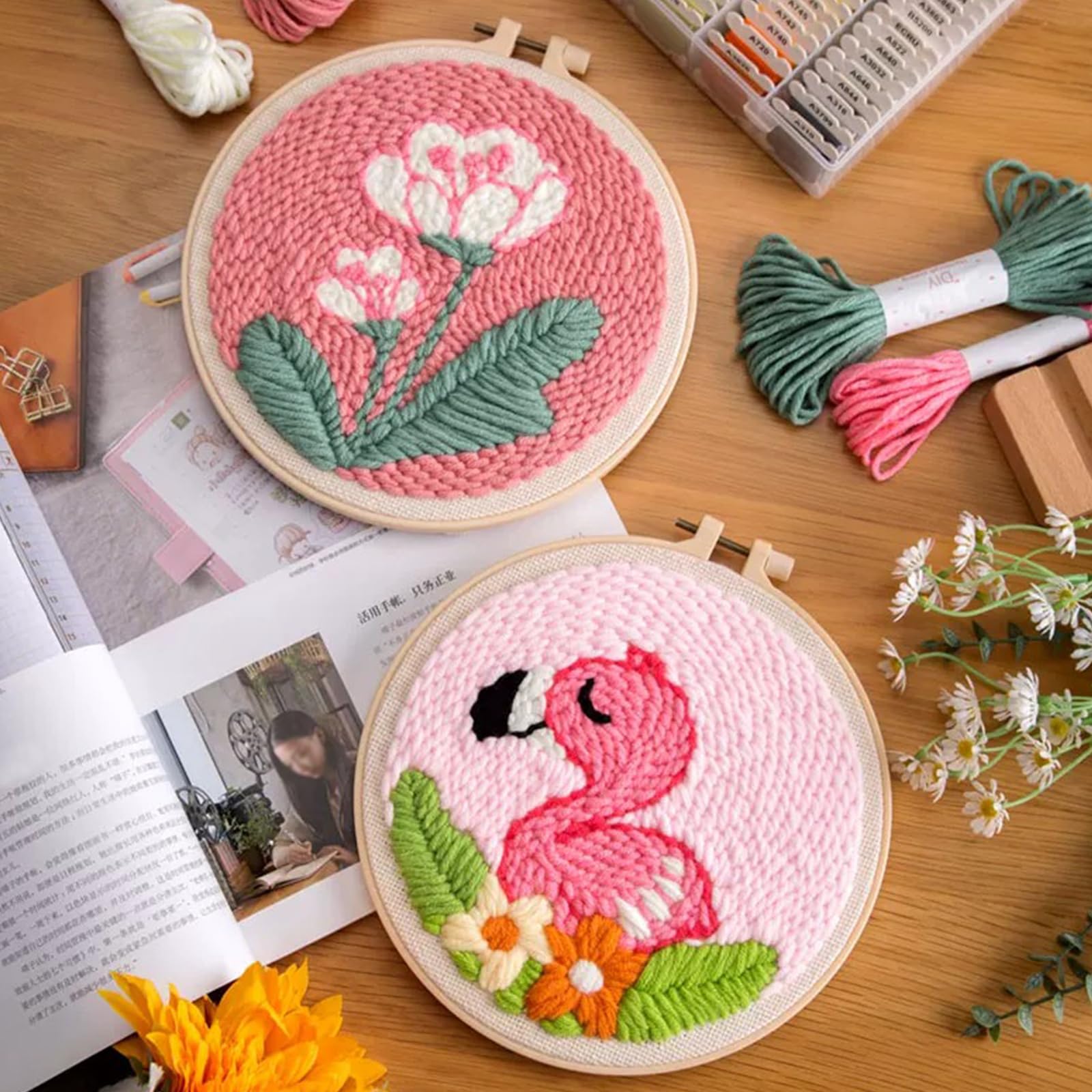 Woohome 3 Stück Punch Needle Anfänger Stickerei Set, Punch Needle Stoff mit Muster, Stickrahmen, Fäden, Anleitung für Kunsthandwerk (Wale, Blumen, Vogel)