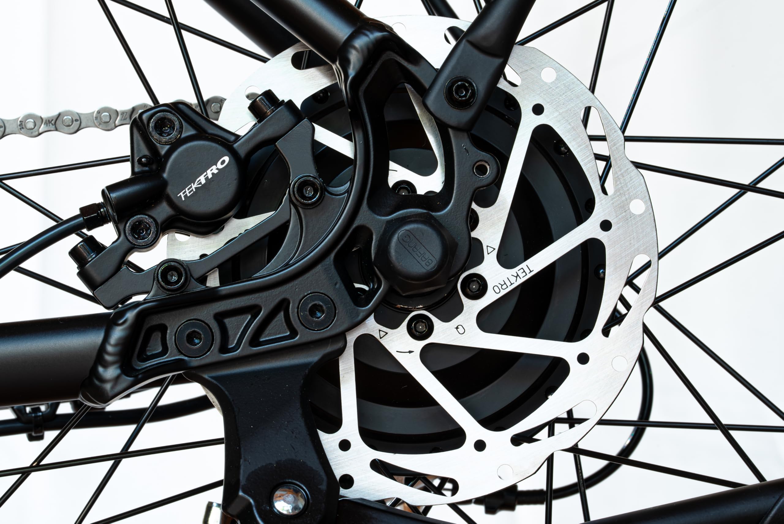 E-Bike Rockblazer 25 BlackGreen, Bicicletta Elettrica, Motore 250W, Fino a 25 Km/h, Batteria estraibile 36V 10.4Ah, Autonomia fino a 60 km, Cambio Shimano 8 marce, Ruote da 29’’ con freni a disco