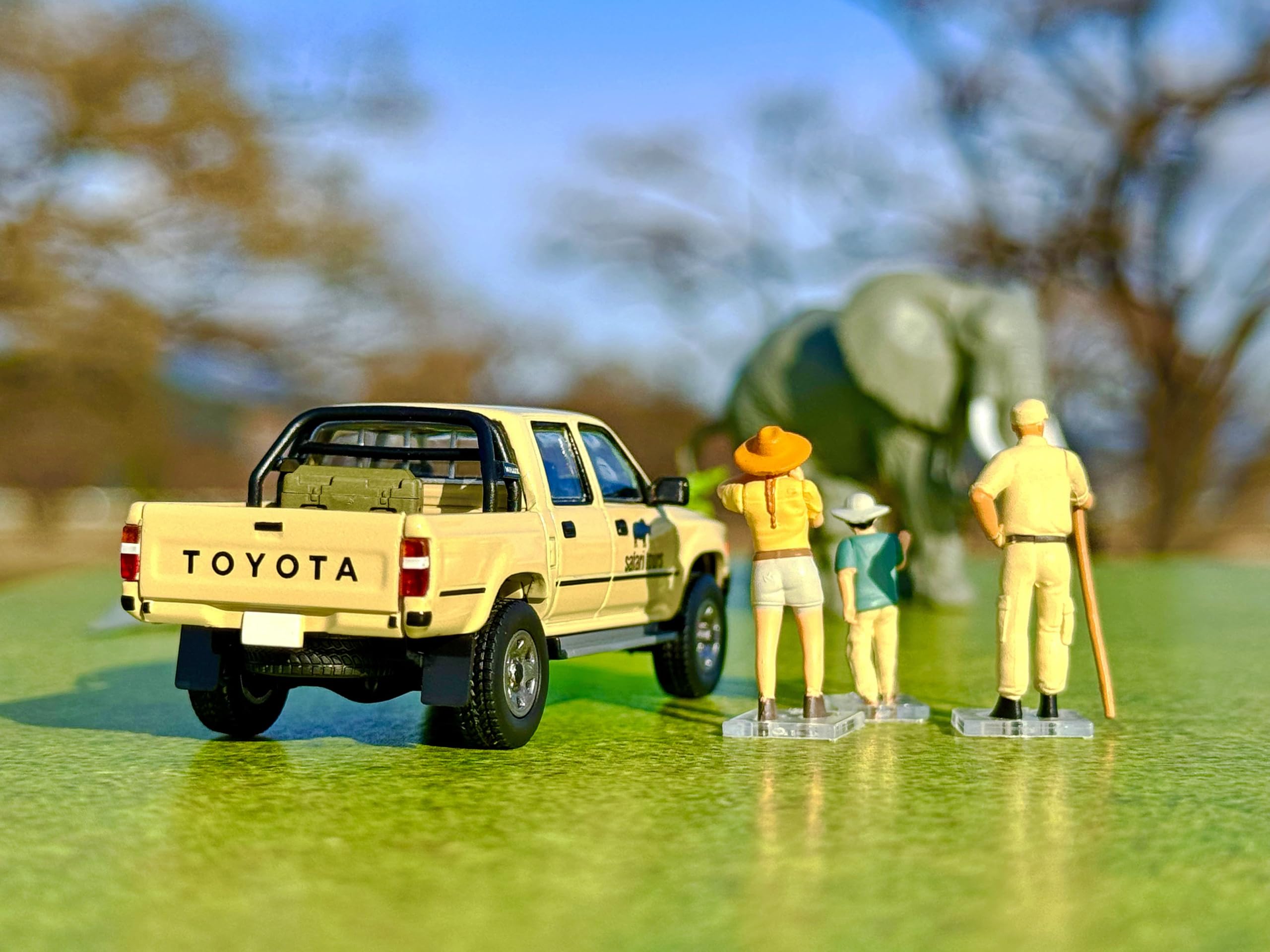 トミーテック 海洋堂×TLV ジオコレ64 サファリ2（ハイラックス4WD） 楽天市場】トミーテック 海洋堂×TLV ジオコレ64 #カースナップ