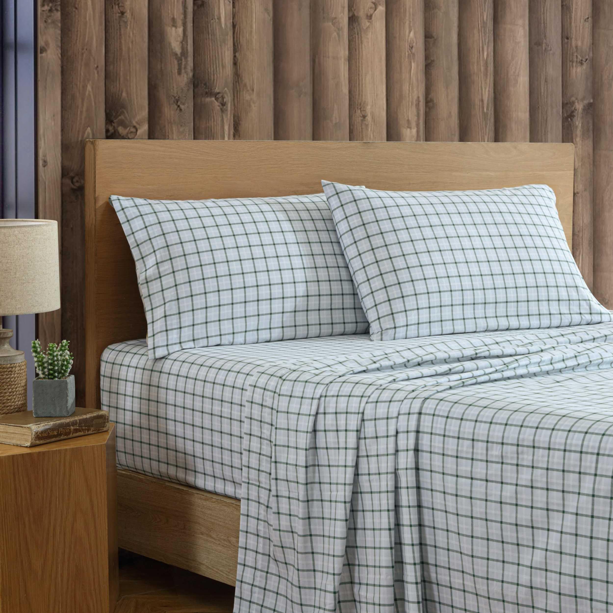 Eddie Bauer - Set di lenzuola doppie, set di biancheria da letto in percalle di cotone di alta qualità, decorazione per la casa, certificato Oeko-Tex (classico plaid verde Tattersall, doppio)