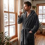 U2SKIIN Mens Hooded Robe, Plush Robes for Men Long Fleece Bathrobe
