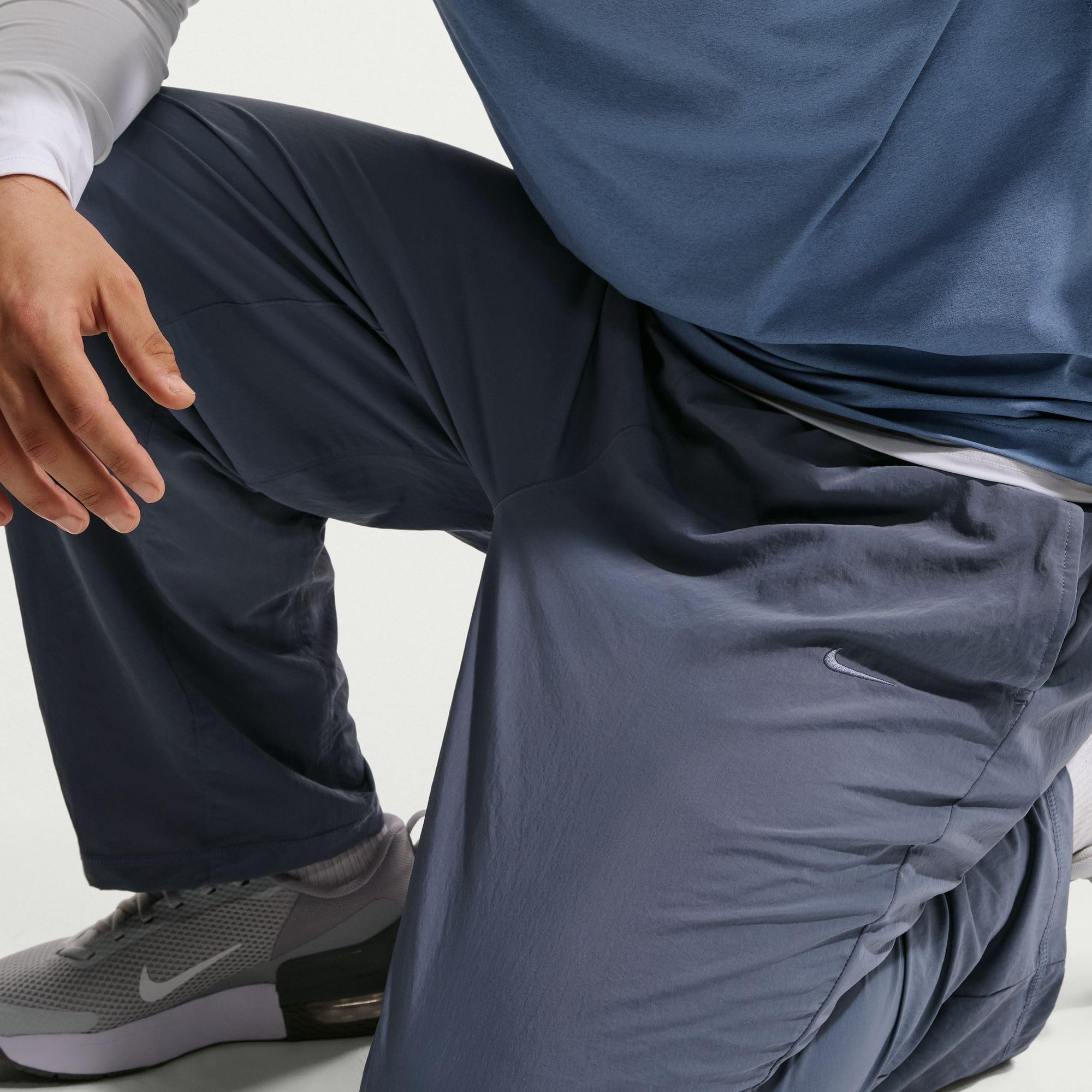 Nike N.A.C. Dri-FIT Web-Trainingshose für Herren, IF2210