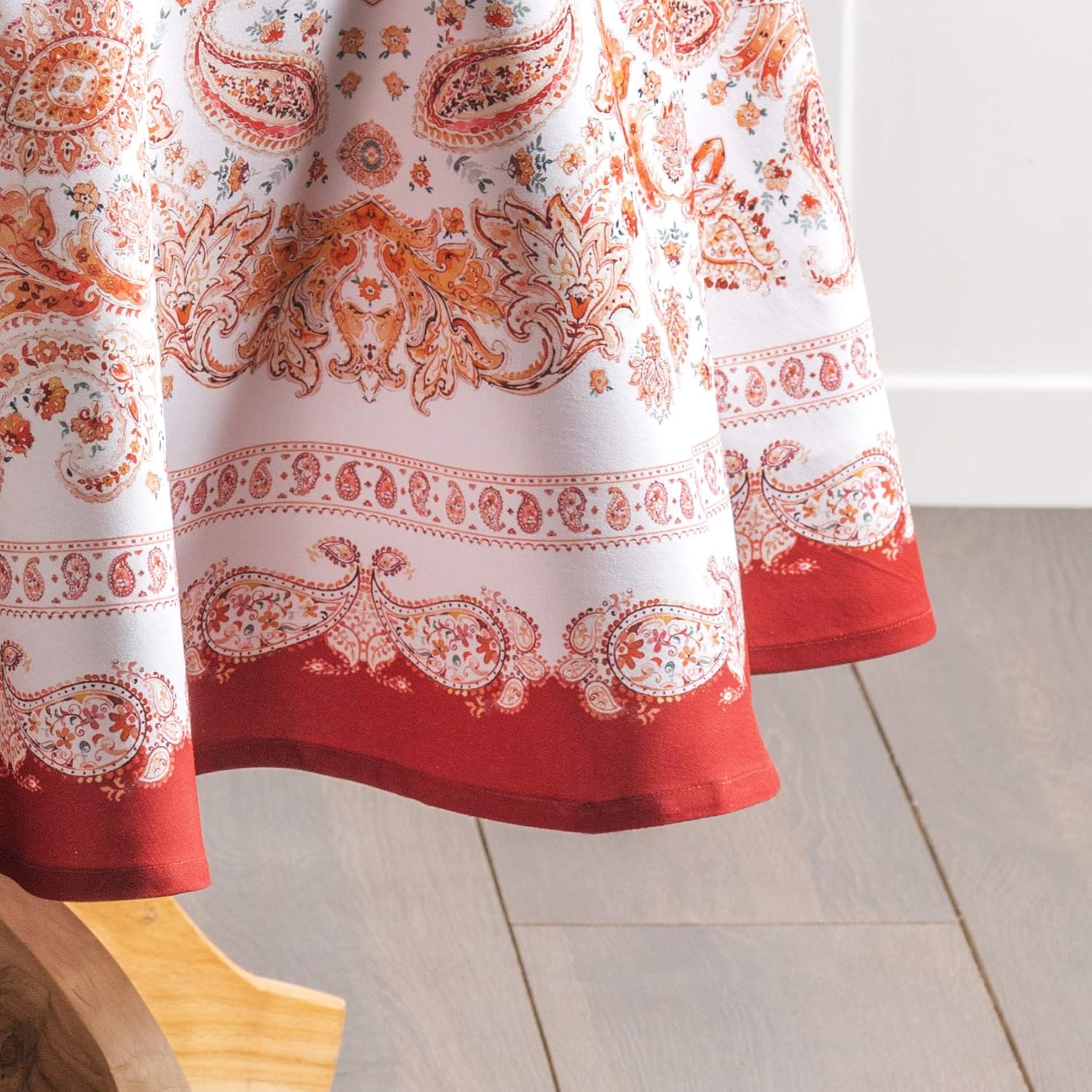 Maison d' Hermine Orient 100% Cotton Tablecloth for Kitchen Dining | Tabletop | Decoration | Parties | Weddings | Thanksgiving/Christmas (Round, 63 Diameter) : Home & Kitchen