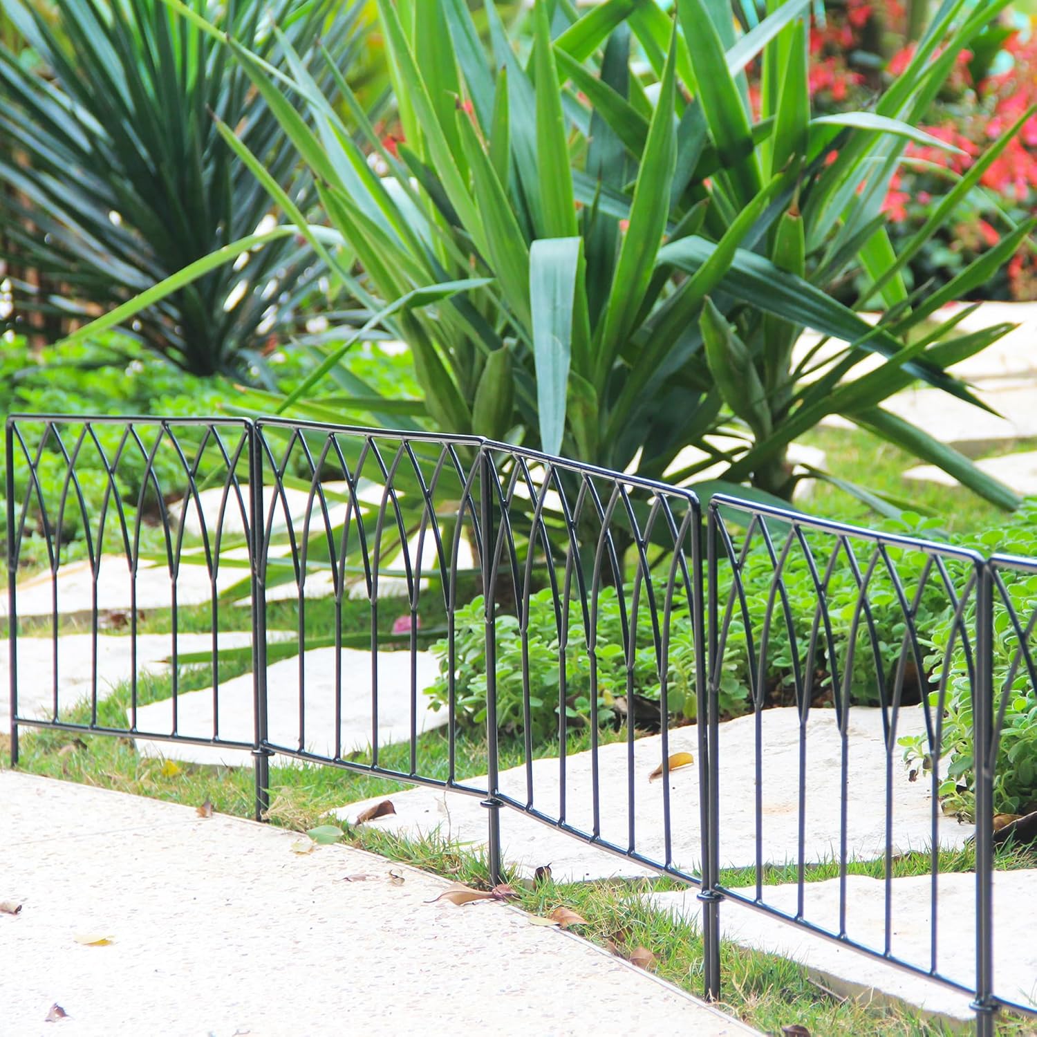 5 Pack Decorative Fence Metal Garden Fence 16in x 7.5ft Panel Set Animal Barrier Border Edging
